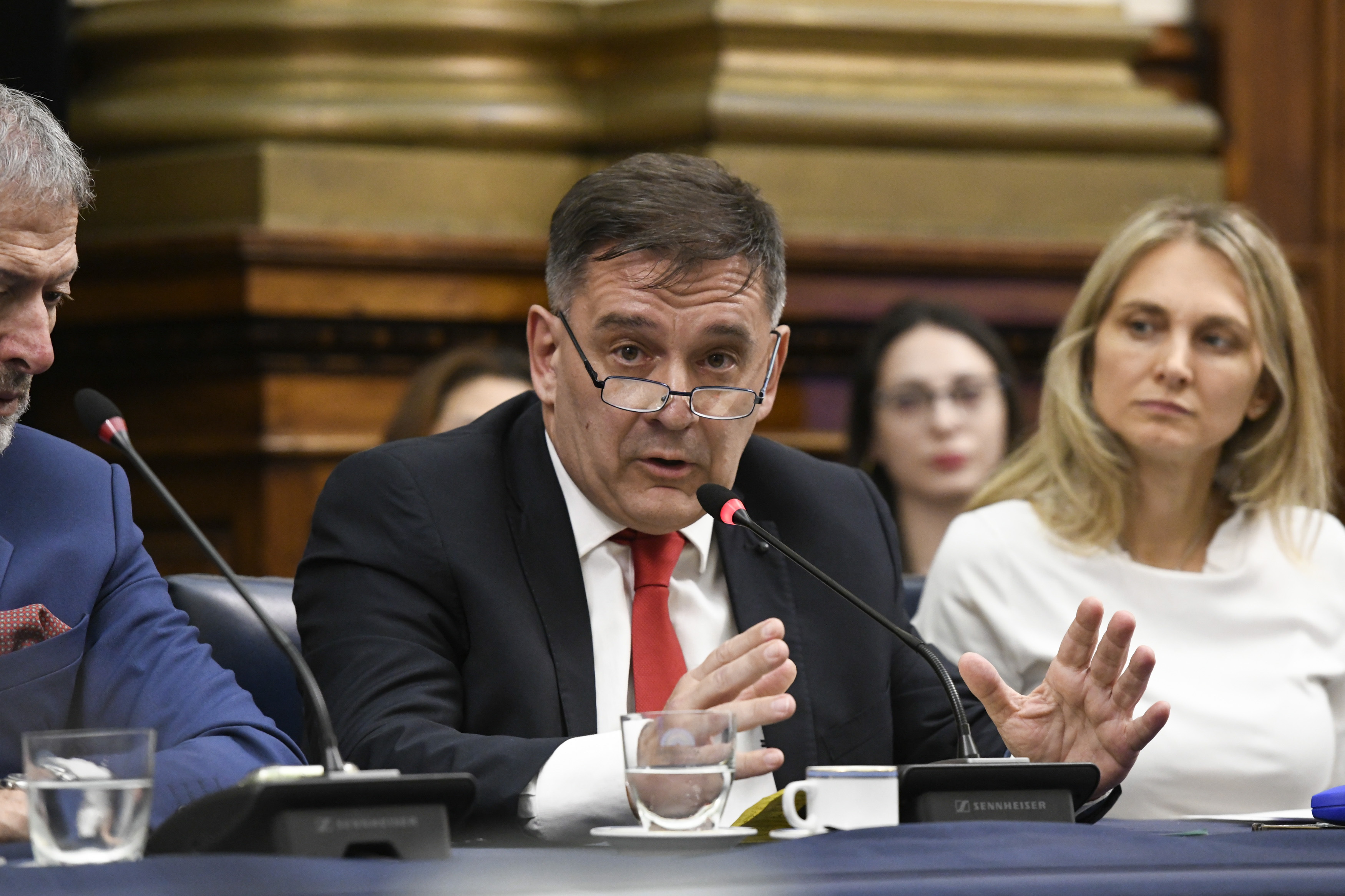 Galeria de imagenes de la noticia REUNIÓN CONJUNTA DE LEGISLACIÓN PENAL Y JUSTICIA: CONTINÚA EL DEBATE DEL PROYECTO DE JUICIO EN AUSENCIA 