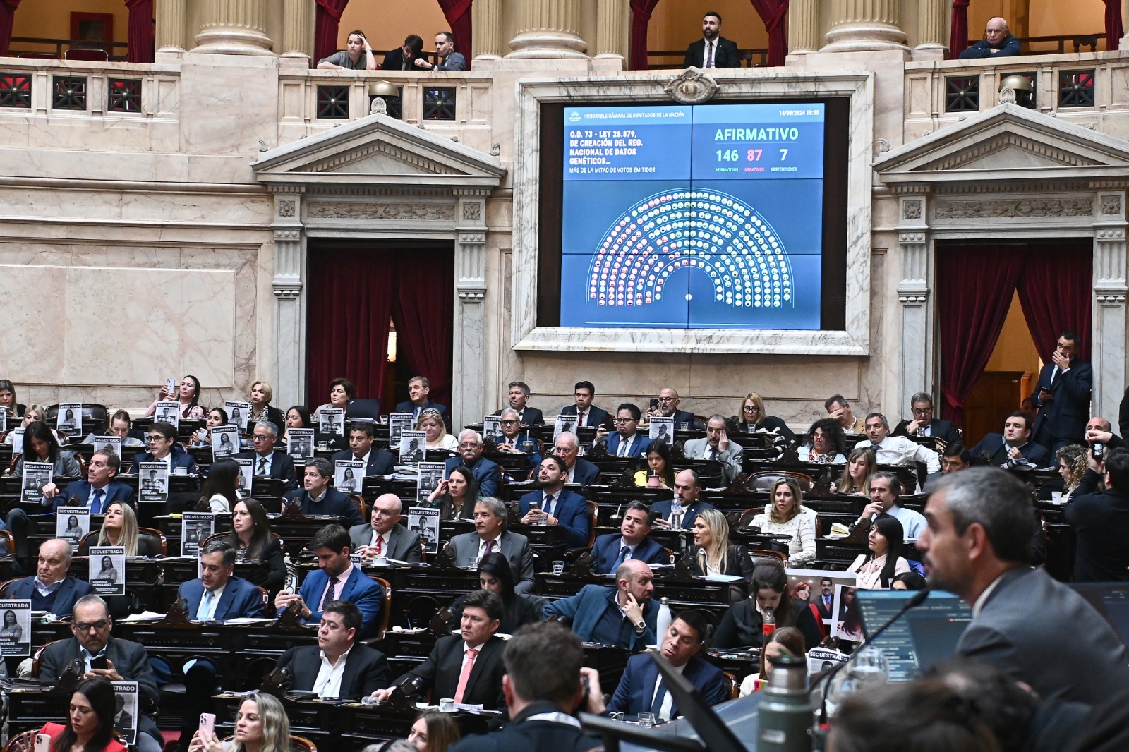 Galeria de imagenes de la noticia DIPUTADOS APROBÓ MODIFICACIONES AL REGISTRO DE DATOS GENÉTICOS, LA EDUCACIÓN COMO SERVICIO ESENCIAL Y EL FINANCIAMIENTO DE UNIVERSIDADES