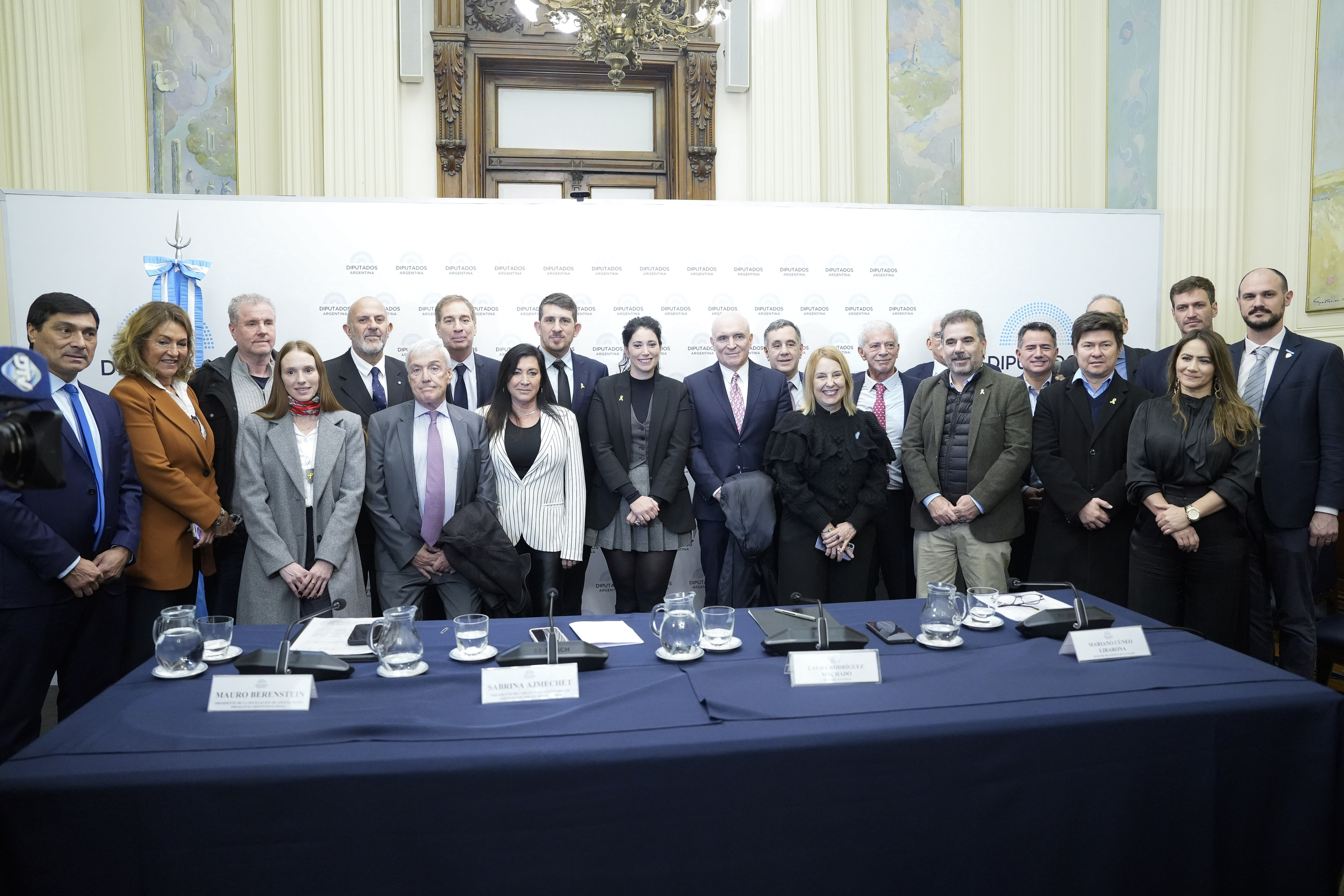 Galeria de imagenes de la noticia ACTO EN CONMEMORACIÓN POR EL 31° ANIVERSARIO DEL ATENTADO PERPETRADO CONTRA LA SEDE DE LA AMIA 