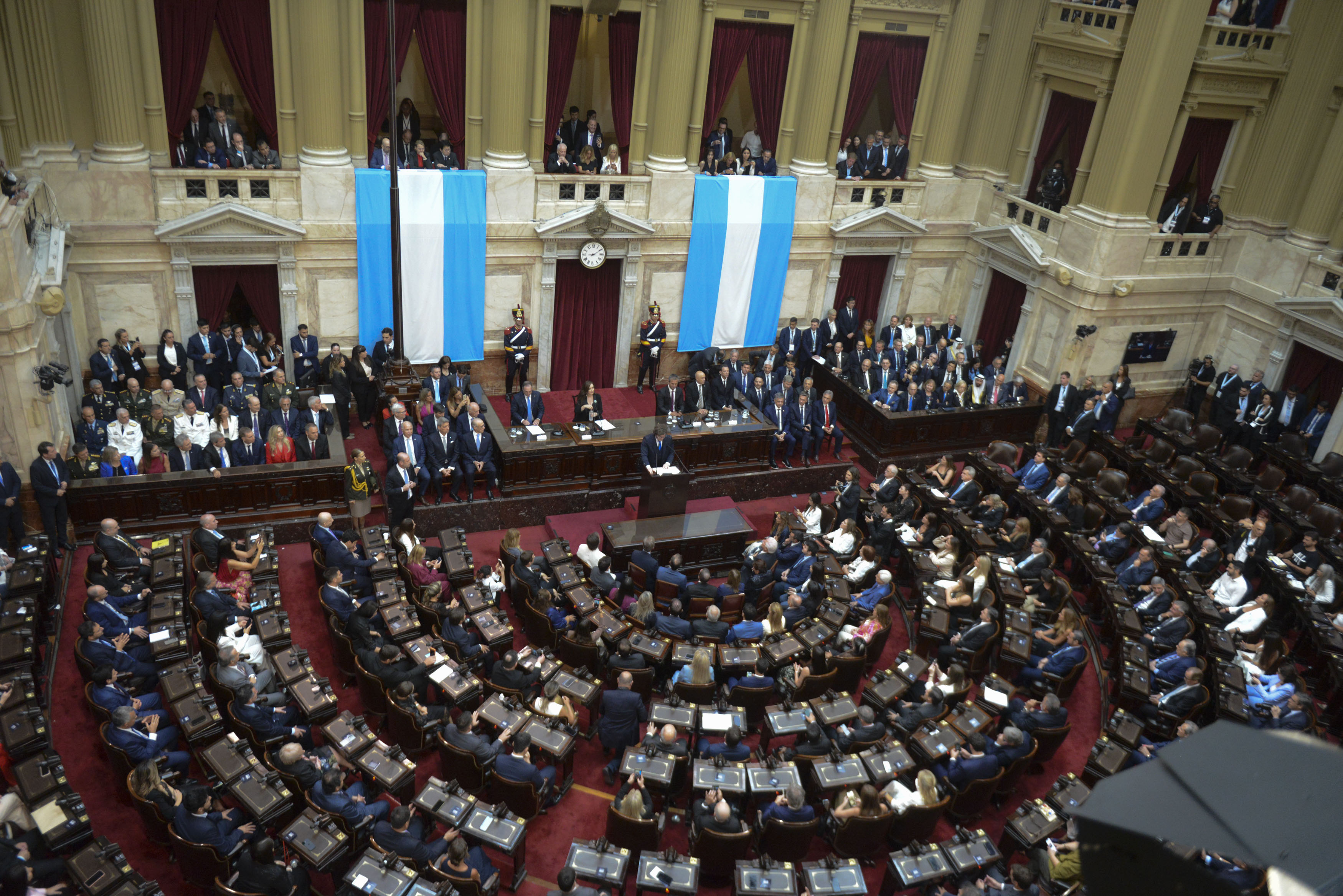 Galeria de imagenes de la noticia JAVIER MILEI: “TENEMOS EL CONGRESO MÁS REFORMISTA DE LA HISTORIA”