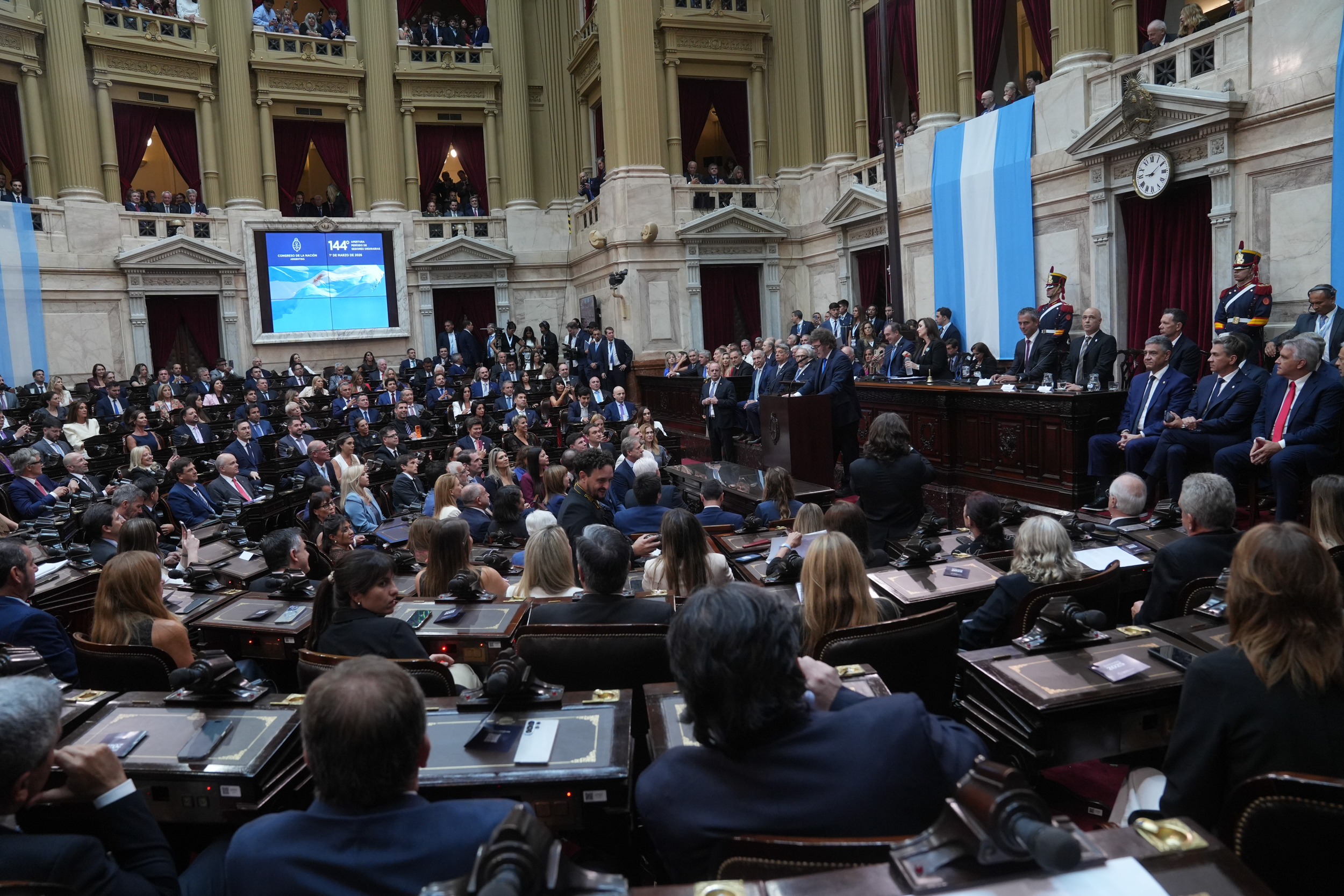 Galeria de imagenes de la noticia JAVIER MILEI: “TENEMOS EL CONGRESO MÁS REFORMISTA DE LA HISTORIA”