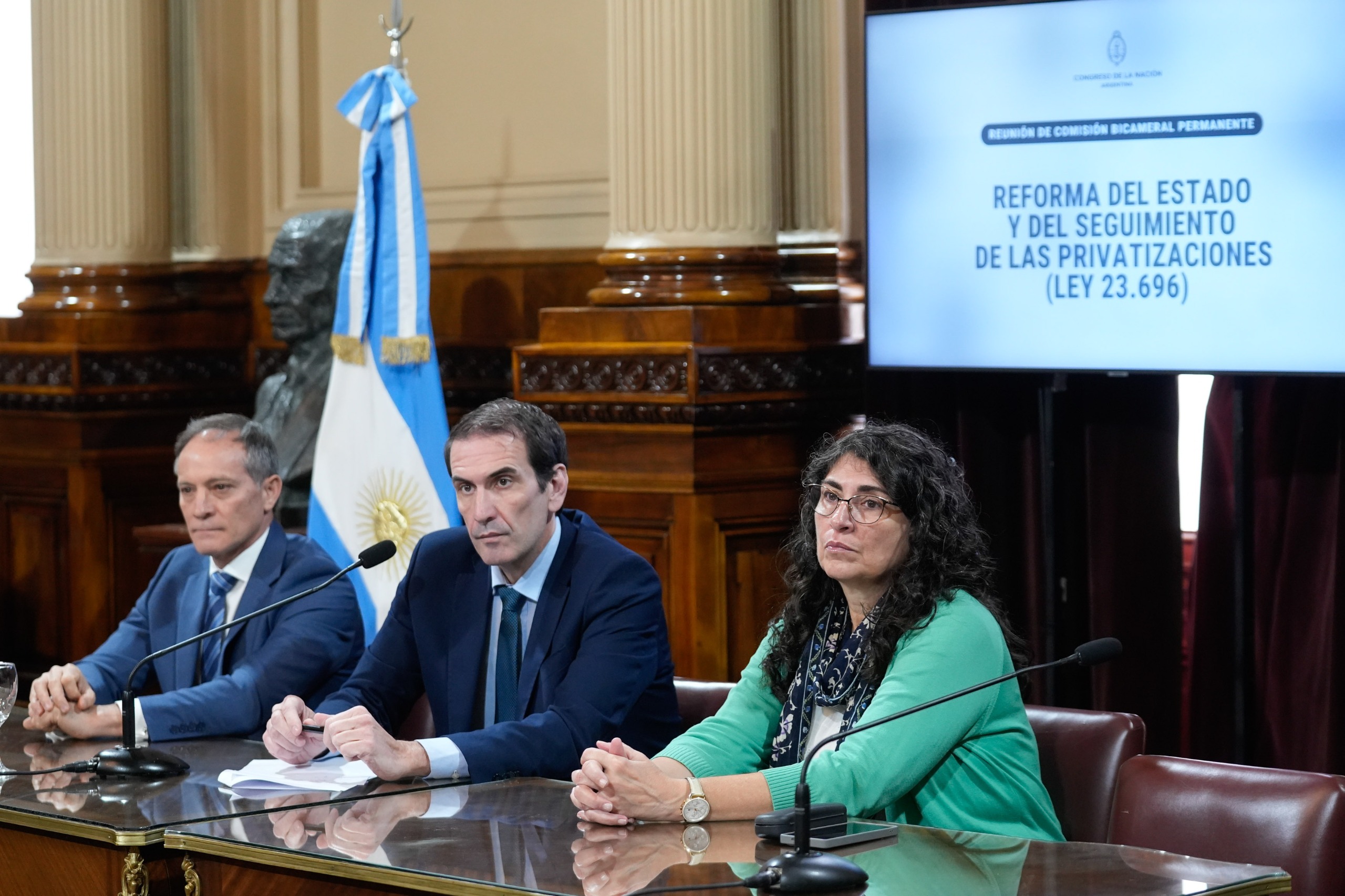 Galeria de imagenes de la noticia CONTINUÓ LA CONSTITUCIÓN DE COMISIONES BICAMERALES