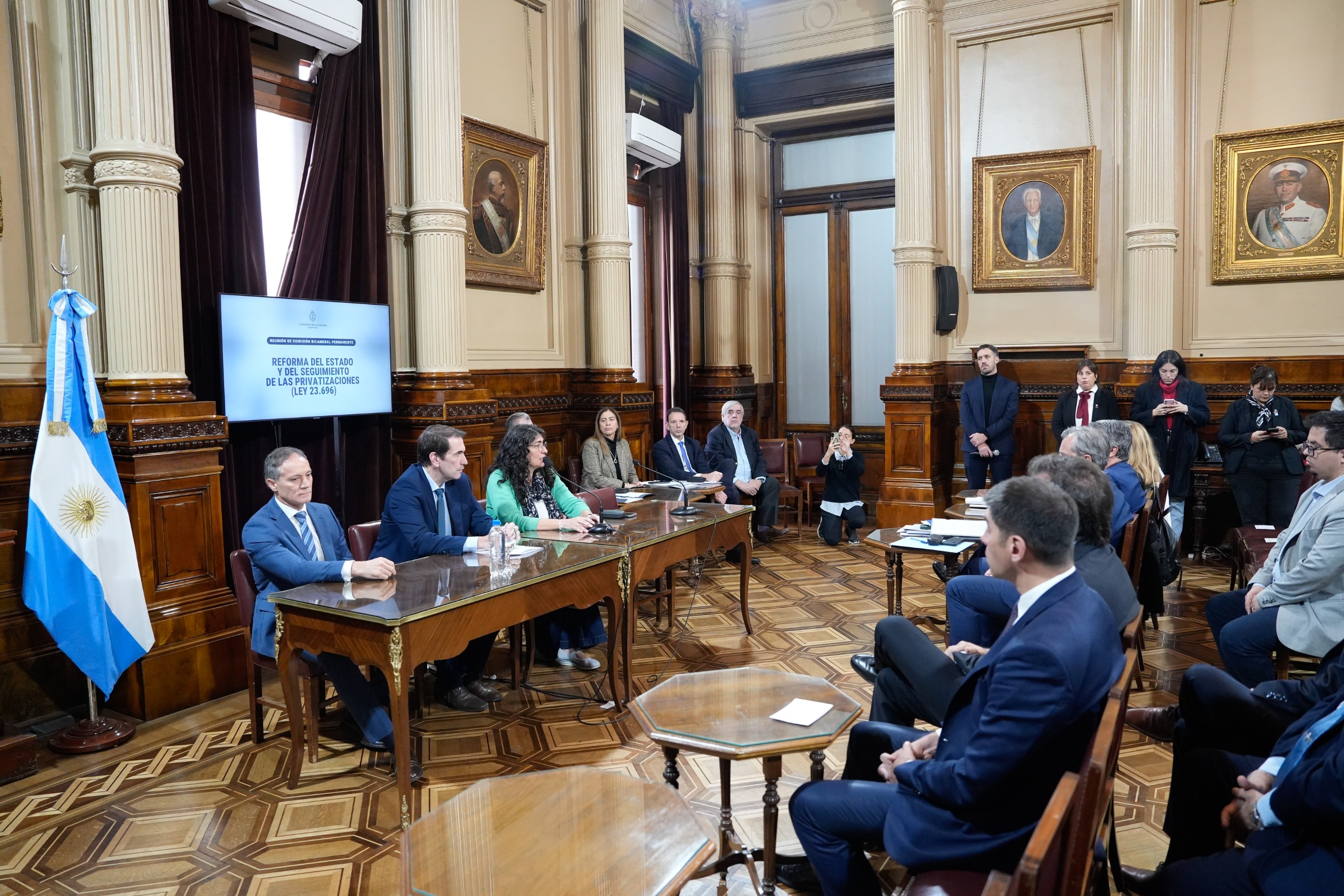Galeria de imagenes de la noticia CONTINUÓ LA CONSTITUCIÓN DE COMISIONES BICAMERALES
