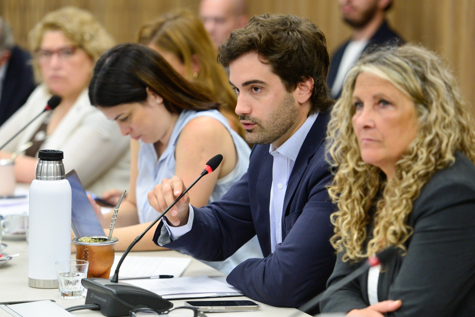 Galeria de imagenes de la noticia CON INVITADOS, LA COMISIÓN DE COMERCIO DEBATIÓ SOBRE EL ACUERDO COMERCIAL ENTRE ARGENTINA Y ESTADOS UNIDOS