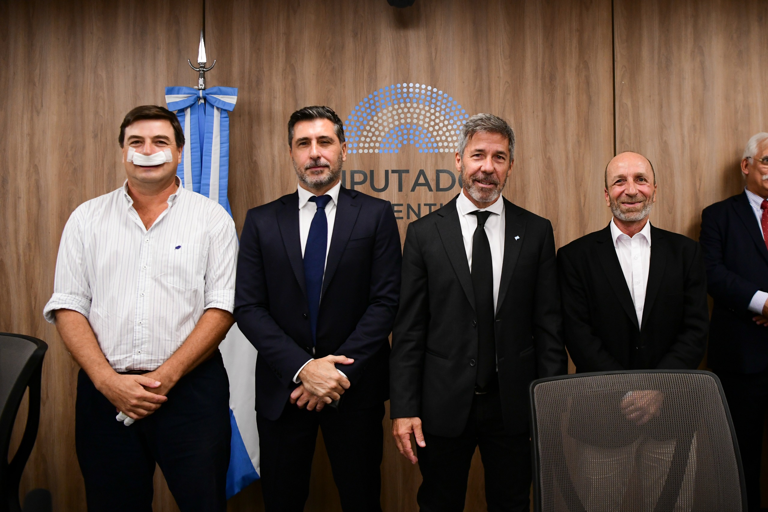 Galeria de imagenes de la noticia DIPUTADOS CONTINÚA CON LA CONFORMACIÓN DE LAS COMISIONES 