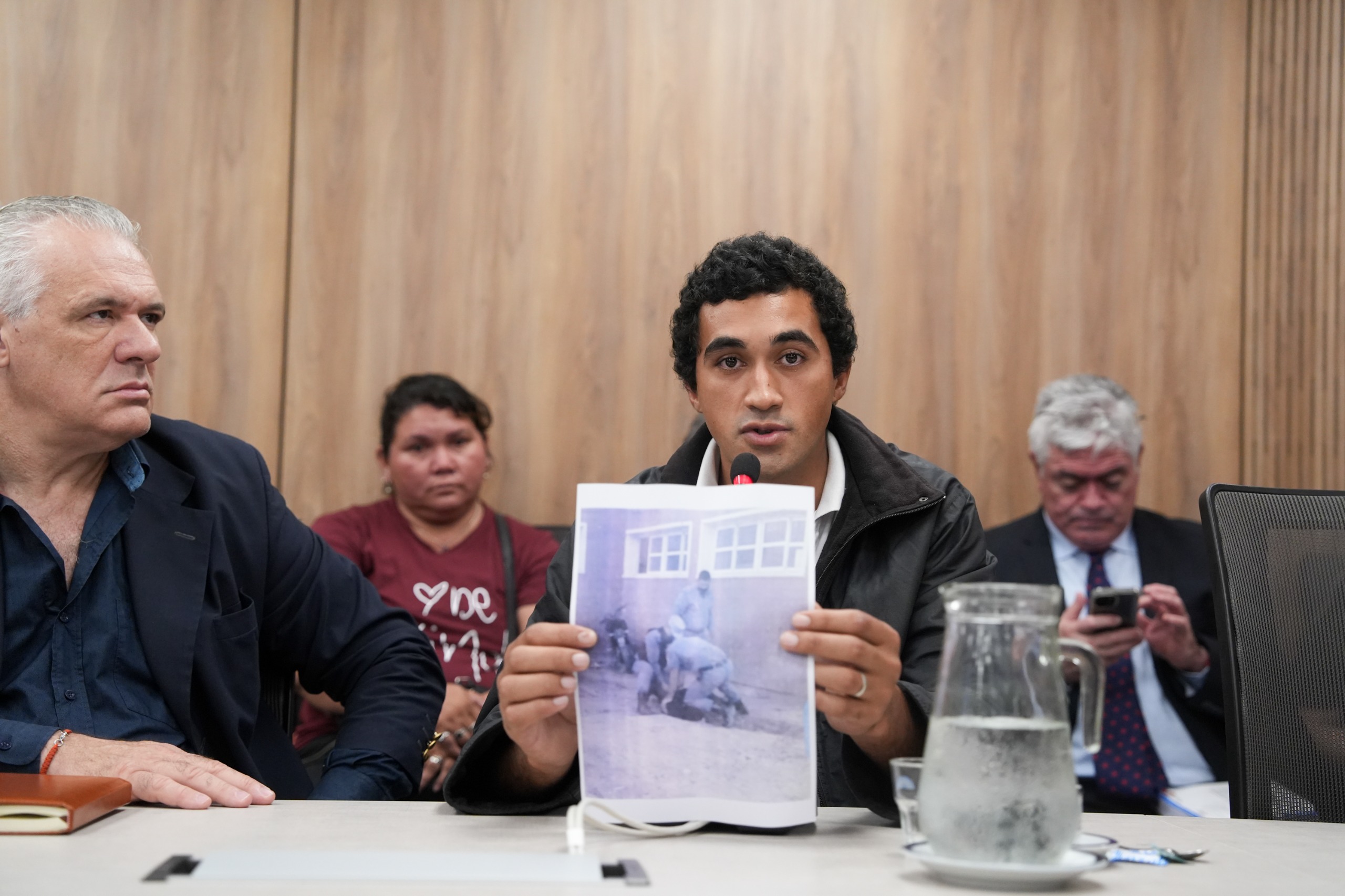 Galeria de imagenes de la noticia VÍCTIMAS DE VIOLACIONES DE DERECHOS HUMANOS OCURRIDAS EN FORMOSA EXPUSIERON EN DIPUTADOS