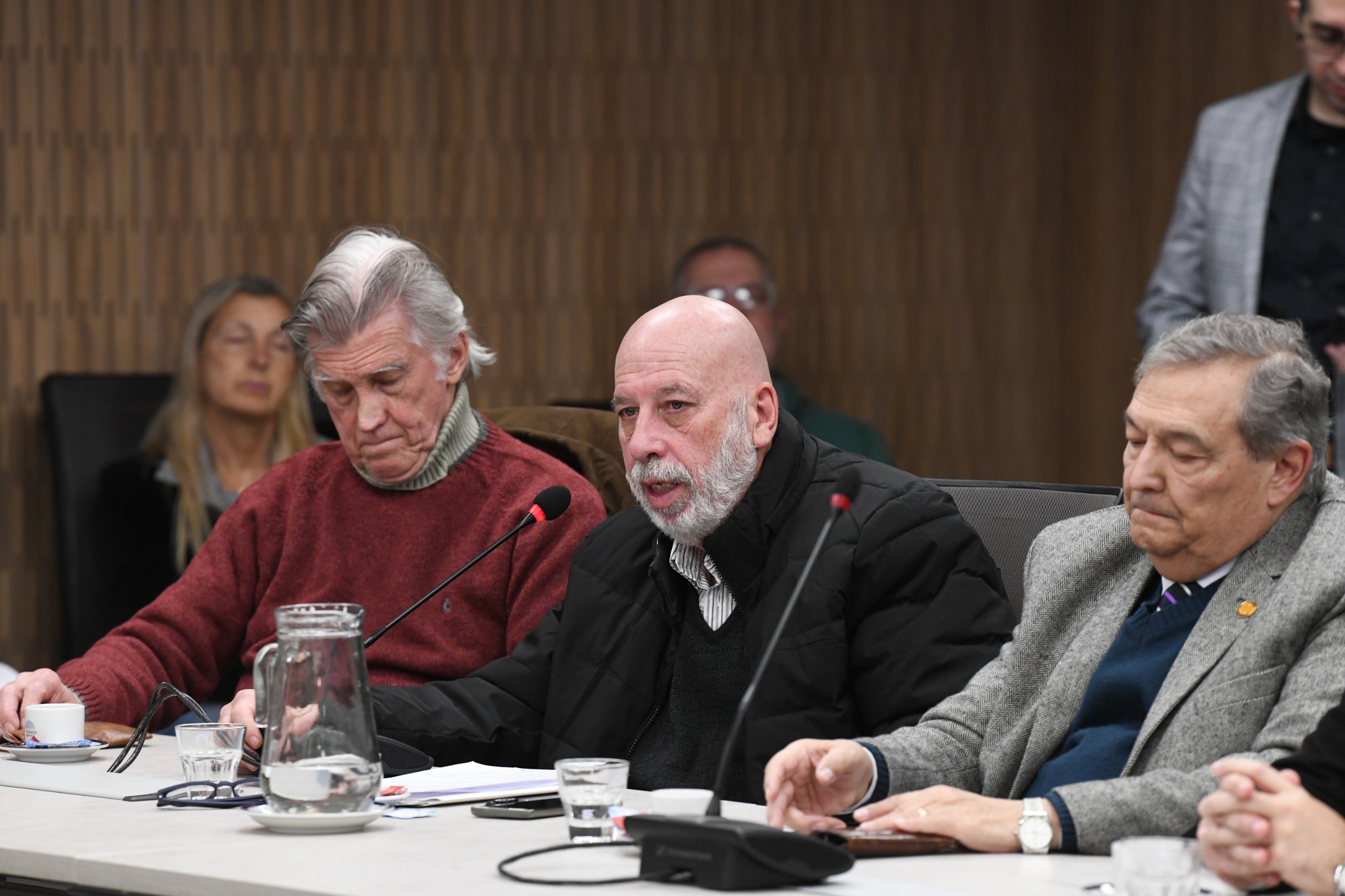 Galeria de imagenes de la noticia COMISIÓN DEBATIÓ LA MODIFICACIÓN DEL MARCO REGULATORIO PARA EL SERVICIO DE PROVISIÓN DE AGUA 