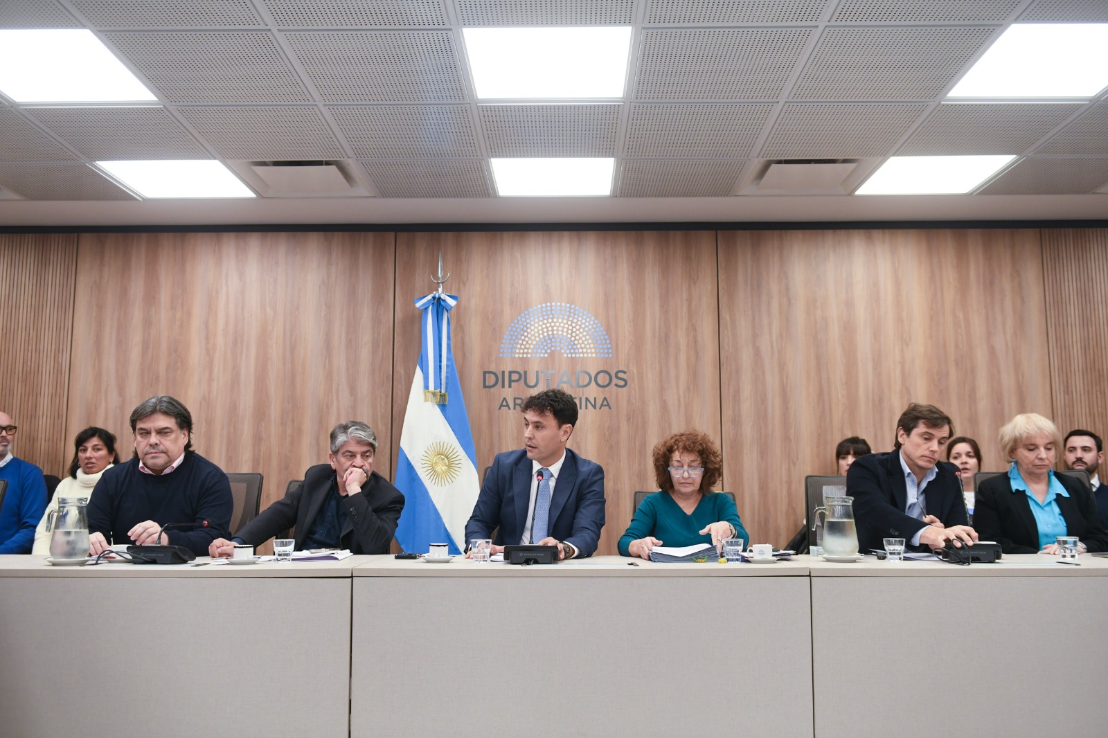 Galeria de imagenes de la noticia “LEY JOAQUÍN”: DEPORTES AVALÓ ESTABLECER LA OBLIGATORIEDAD DE MEDIDAS DE SEGURIDAD EN PRÁCTICAS DEPORTIVAS Y RECREATIVAS