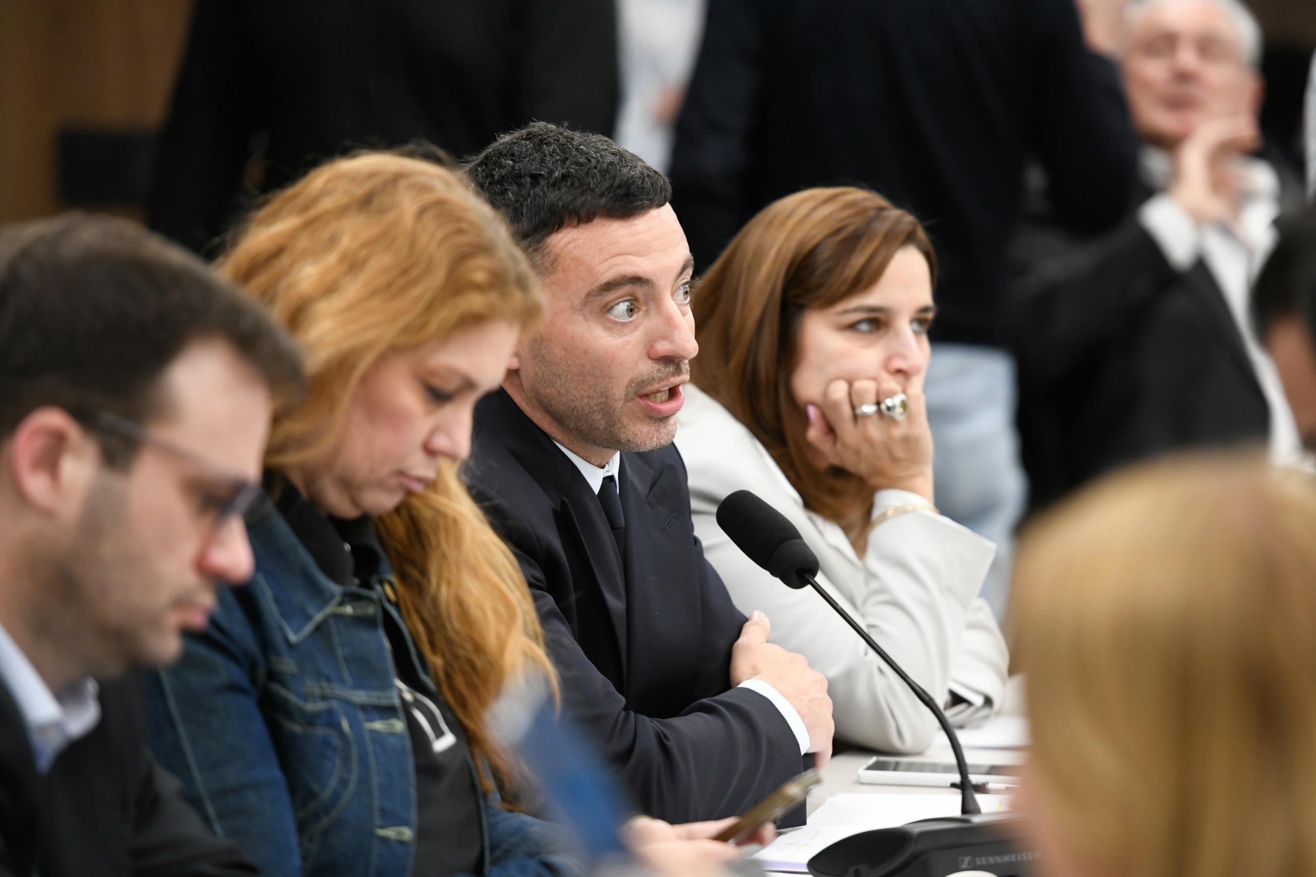 Galeria de imagenes de la noticia TRAS EL EMPLAZAMIENTO, PLENARIO COMENZÓ EL DEBATE PARA MODIFICAR EL RÉGIMEN LEGAL DE LOS DNU