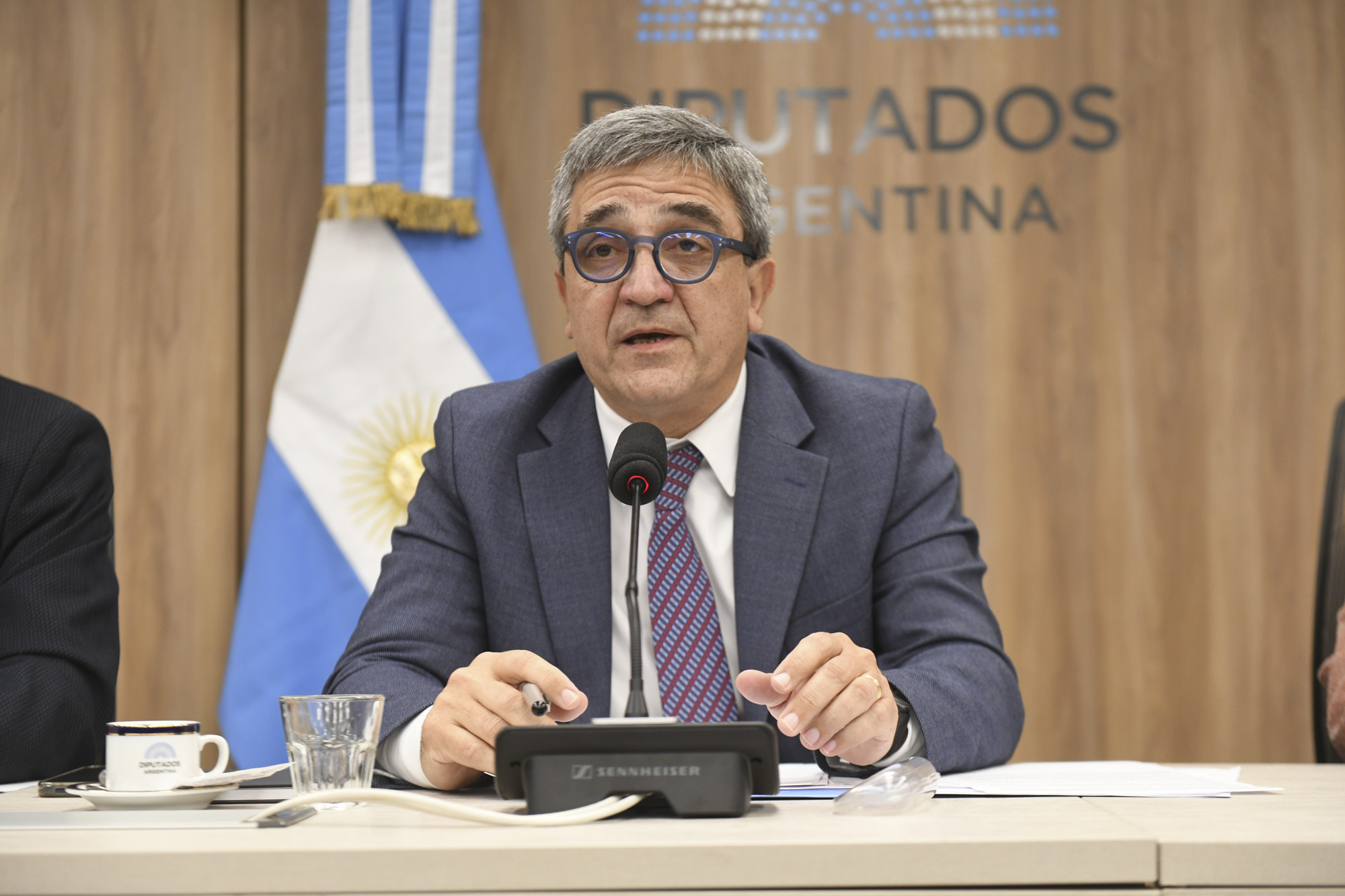 Galeria de imagenes de la noticia COMISIÓN DEBATIÓ SOBRE “VIOLENCIAS CONTRA NIÑOS Y ADOLESCENTES Y SU PROTECCIÓN EN LOS ENTORNOS DIGITALES”