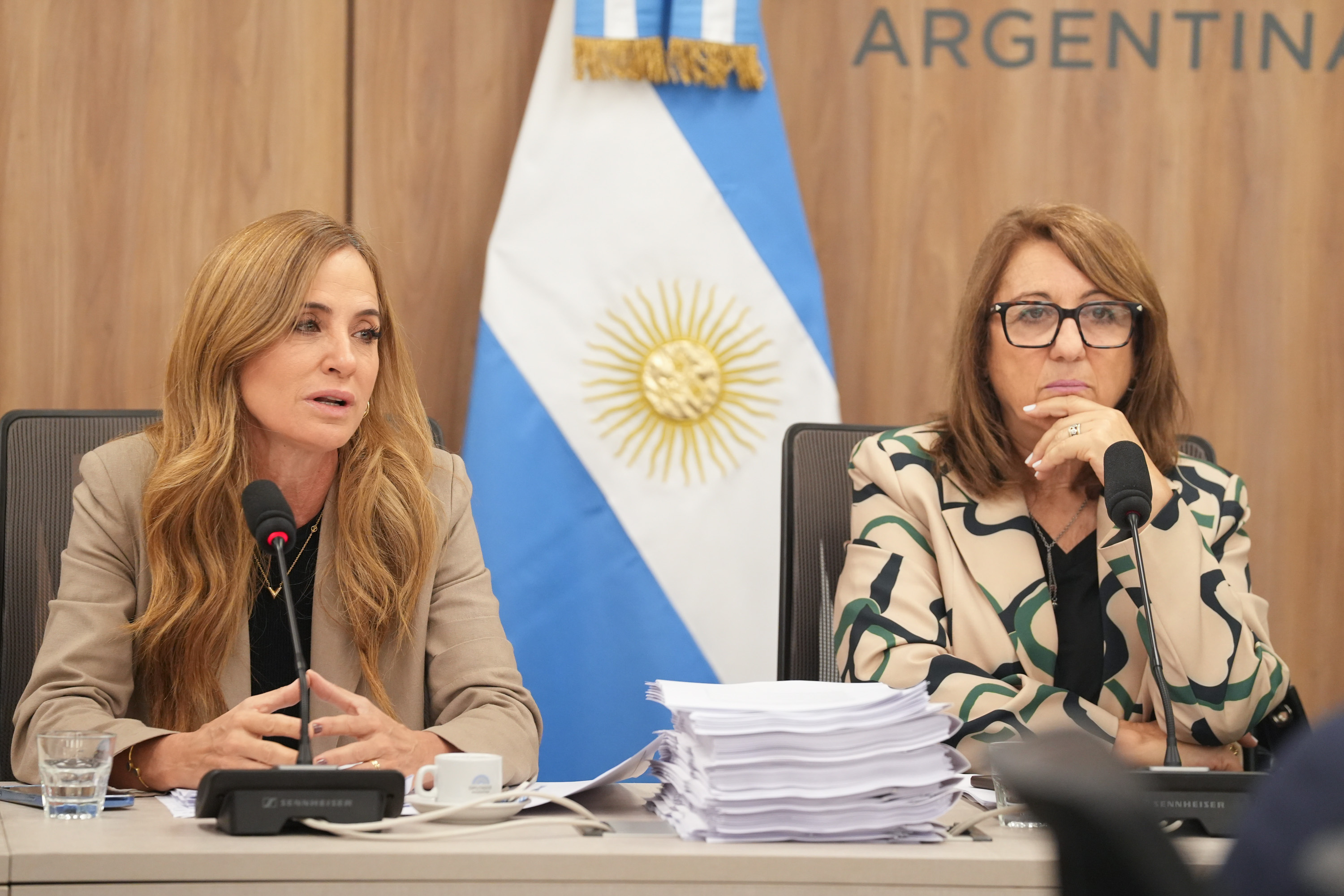 Galeria de imagenes de la noticia COMISIÓN INVESTIGADORA PRESENTÓ INFORME FINAL CON 20 RECOMENDACIONES SOBRE FENTANILO CONTAMINADO