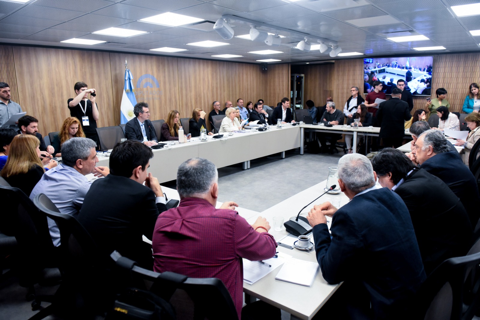 Galeria de imagenes de la noticia CASO DEL FENTANILO CONTAMINADO: ESPECIALISTAS APORTARON INFORMACIÓN SOBRE EL CASO