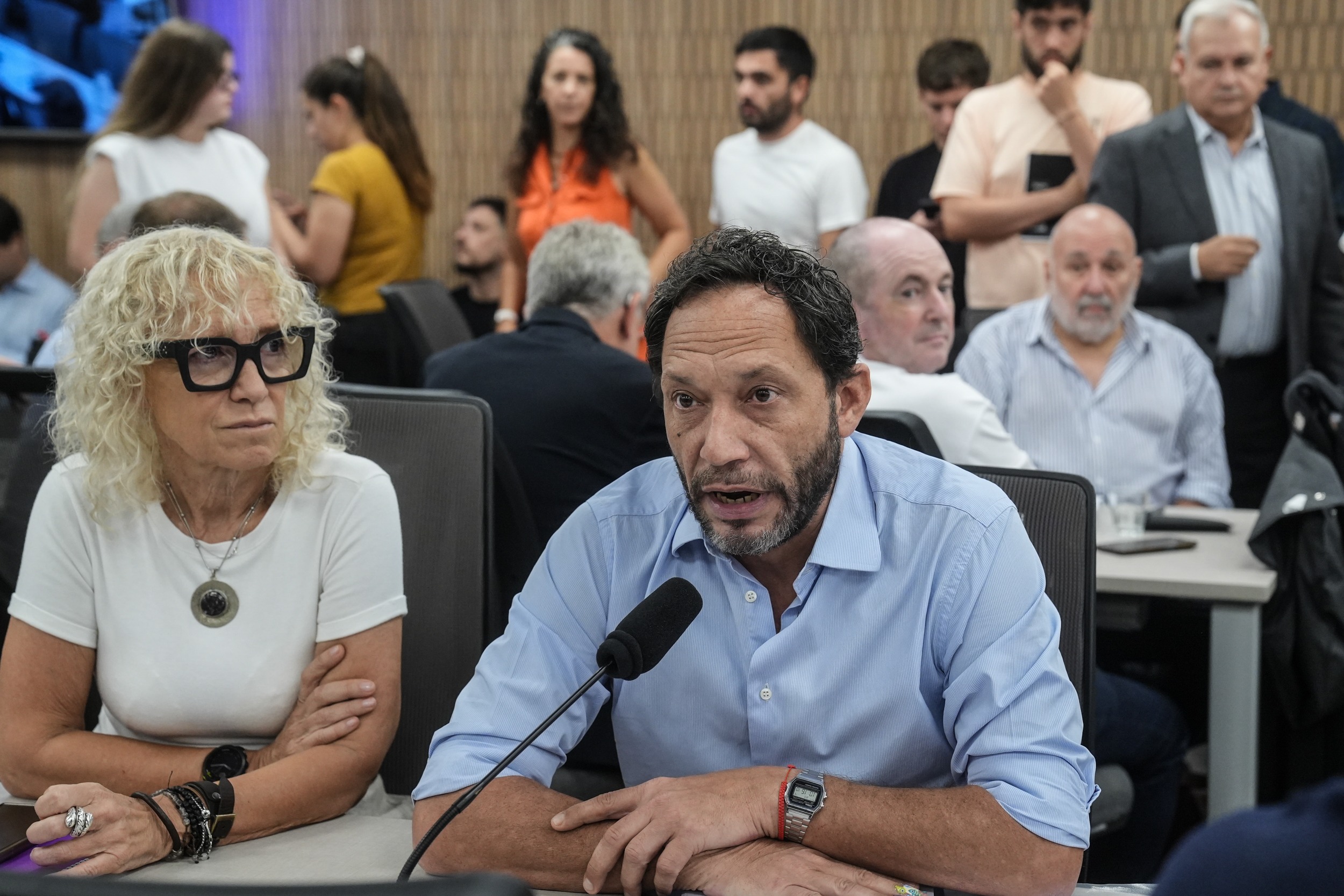 Galeria de imagenes de la noticia PLENARIO AVALÓ LA REALIZACIÓN DE AUDIENCIAS PÚBLICAS PARA DEBATIR EL PROYECTO DE MODIFICACIÓN A LA LEY DE GLACIARES 