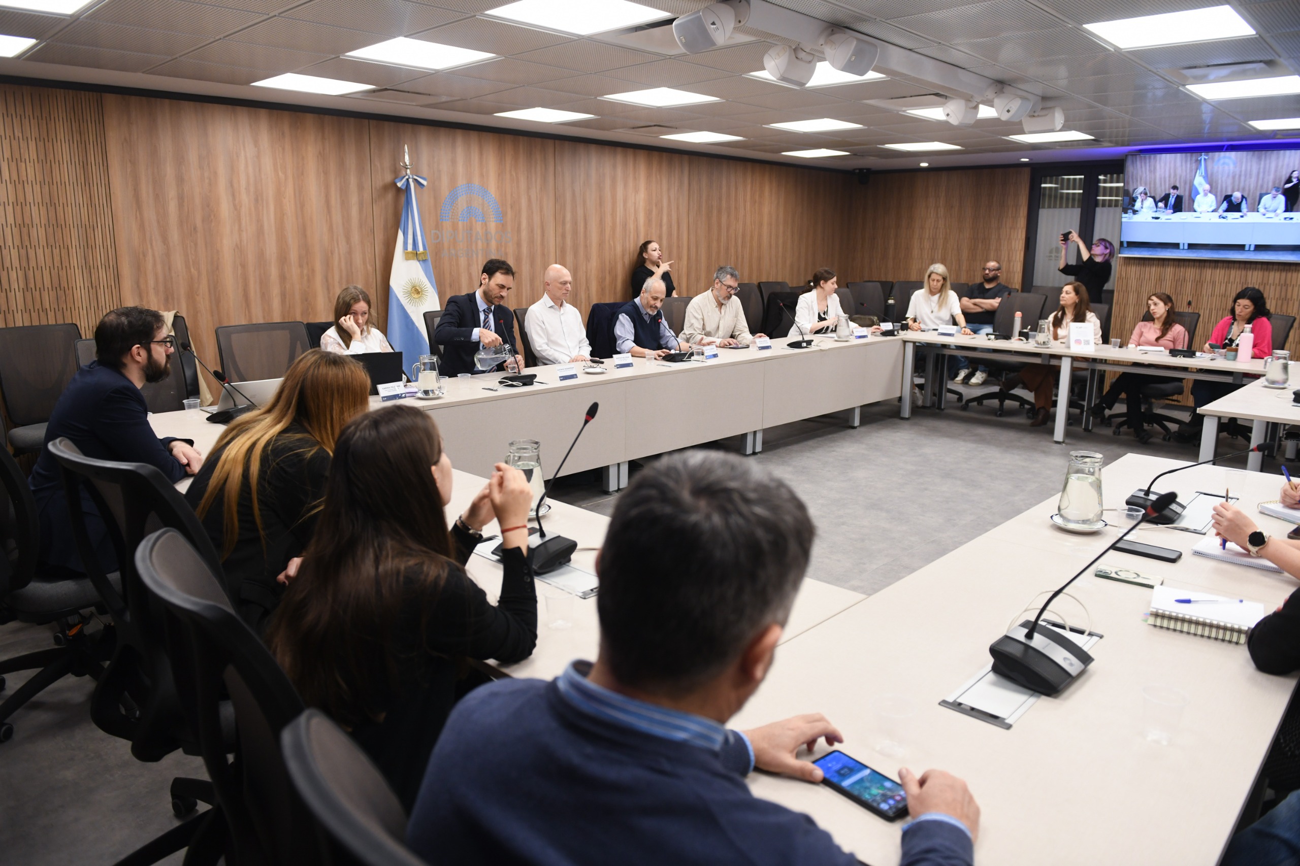 Galeria de imagenes de la noticia EL INSTITUTO DE CAPACITACIÓN PARLAMENTARIA REALIZÓ UN CONVERSATORIO HACIENDO FOCO EN “LEGISLAR CON DATOS”