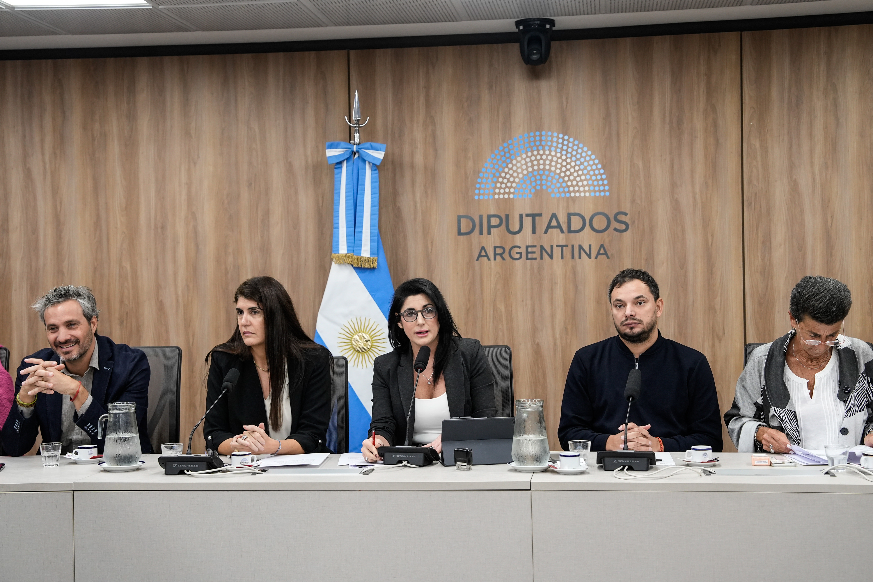 Galeria de imagenes de la noticia PLENARIO AVALÓ PROYECTO DE LEY SOBRE TRATADO DE COOPERACIÓN JURÍDICA INTERNACIONAL