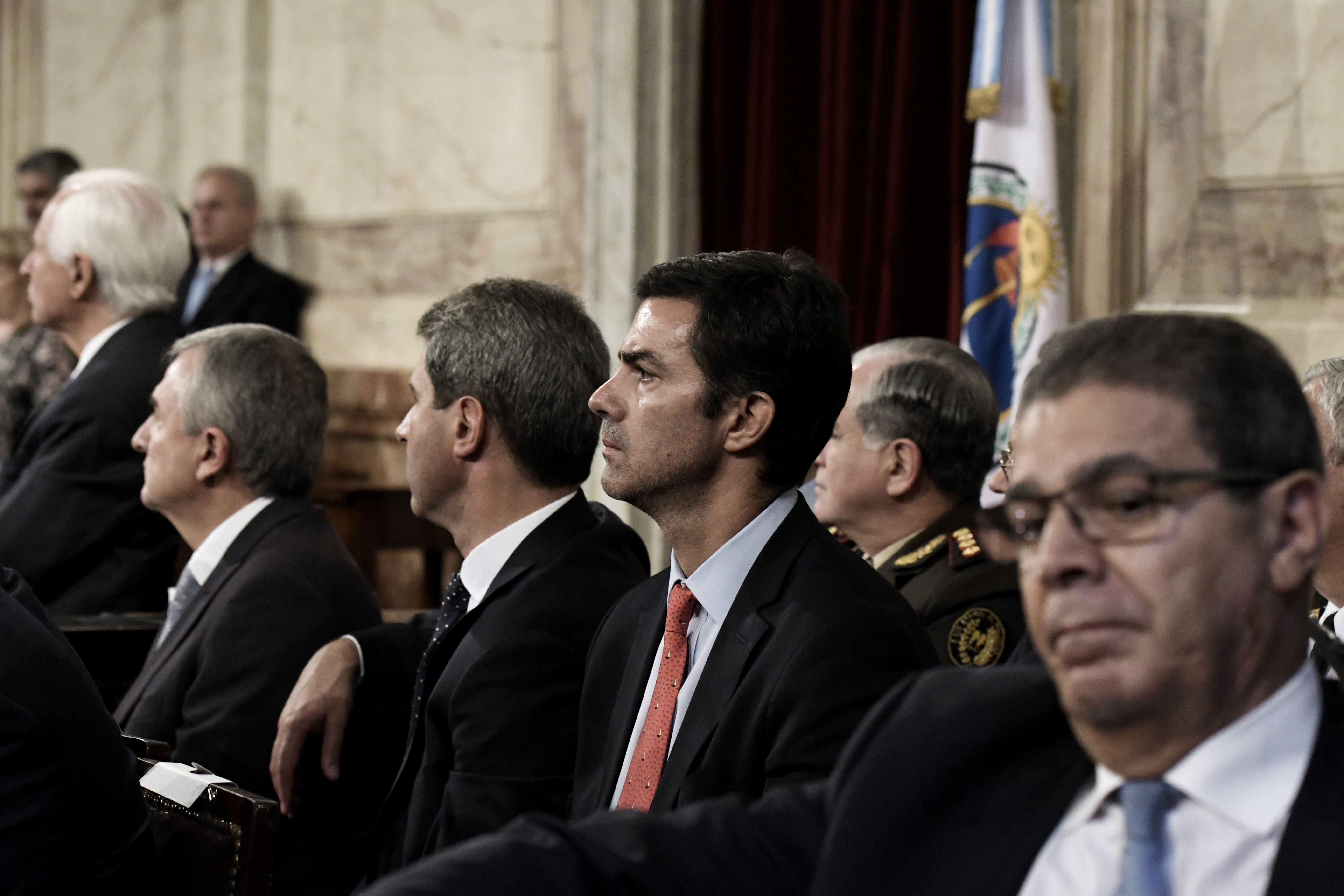 GOBERNADORES, LA CORTE Y TODOS LOS MINISTROS EN LA ASAMBLEA QUE RECIBIÓ AL PRESIDENTE