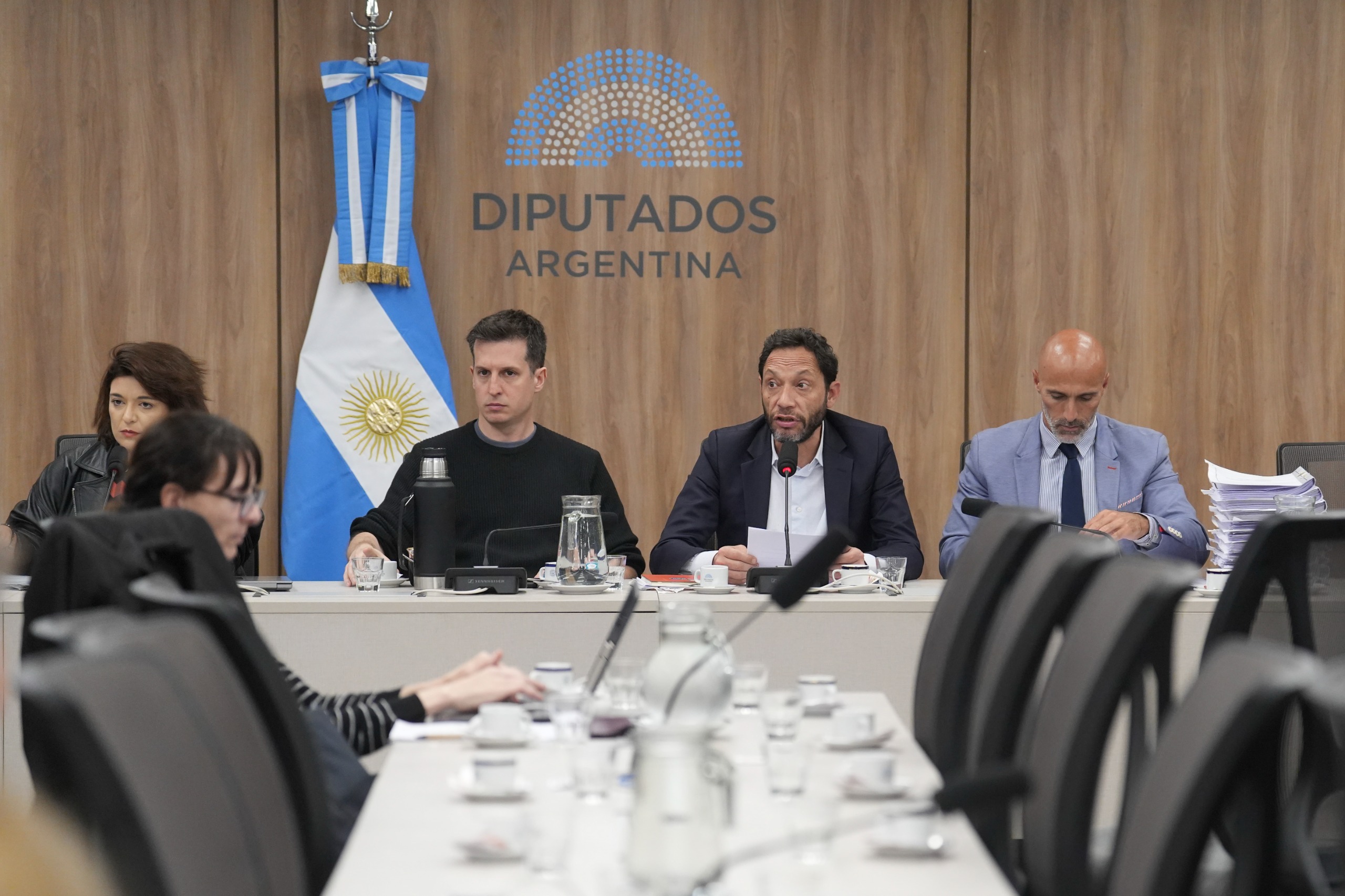 SIN TESTIGOS PRESENTES, SE REUNIÓ LA COMISIÓN INVESTIGADORA SOBRE LA CRIPTOMONEDA $LIBRA