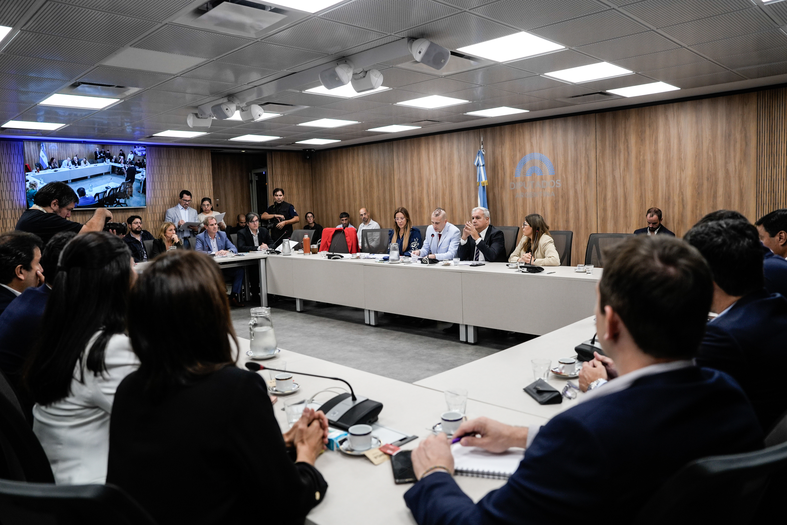 PYMES Y COMERCIO ACORDARON CONVOCAR A CAME PARA ANALIZAR LA SITUACIÓN DE LAS ECONOMÍAS REGIONALES