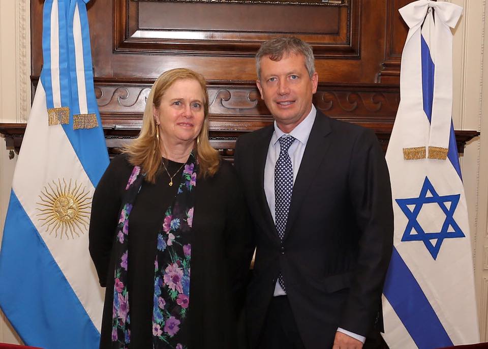 La Embajadora de Israel visitó la HCDN La Embajadora de Israel visitó la HCDN