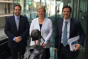 Intercambio de experiencias con las Oficinas de Presupuesto de Alemania, Países Bajos e Italia Intercambio de experiencias con las Oficinas de Presupuesto de Alemania, Países Bajos e Italia