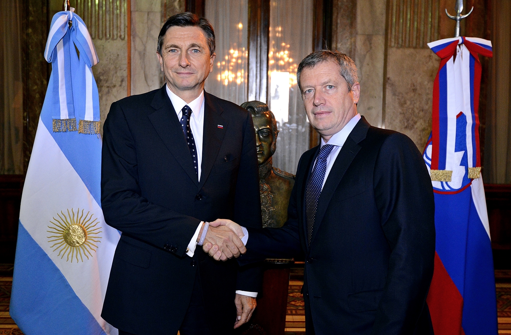 El Presidente de la República de Eslovenia visitó la H. Cámara de Diputados de la Nación El Presidente de la República de Eslovenia visitó la H. Cámara de Diputados de la Nación