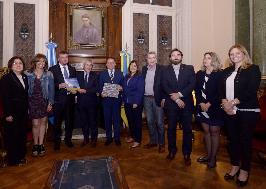 Se constituyó el Grupo Parlamentario de Amistad con Ucrania Se constituyó el Grupo Parlamentario de Amistad con Ucrania