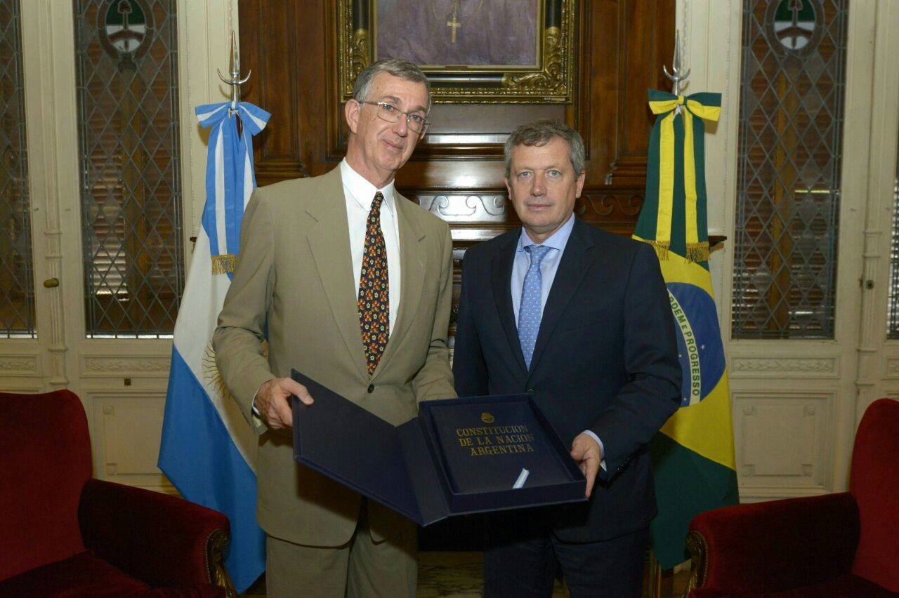El Embajador de Brasil en la Argentina visitó al Pte de la H. Cámara de Diputados, Dr. Emilio Monzó El Embajador de Brasil en la Argentina visitó al Pte de la H. Cámara de Diputados, Dr. Emilio Monzó