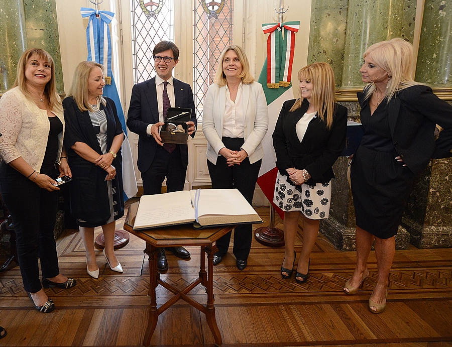 Visita del Alcalde de Florencia (Italia), Darío Nardella, a la HCDN Visita del Alcalde de Florencia (Italia), Darío Nardella, a la HCDN