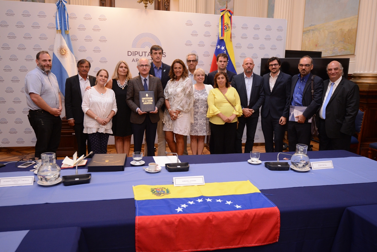 Respaldo y solidaridad por la democracia en Venezuela