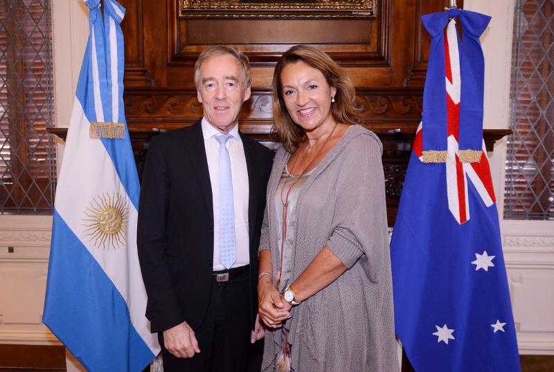 El Embajador de Australia visitó la HCDN