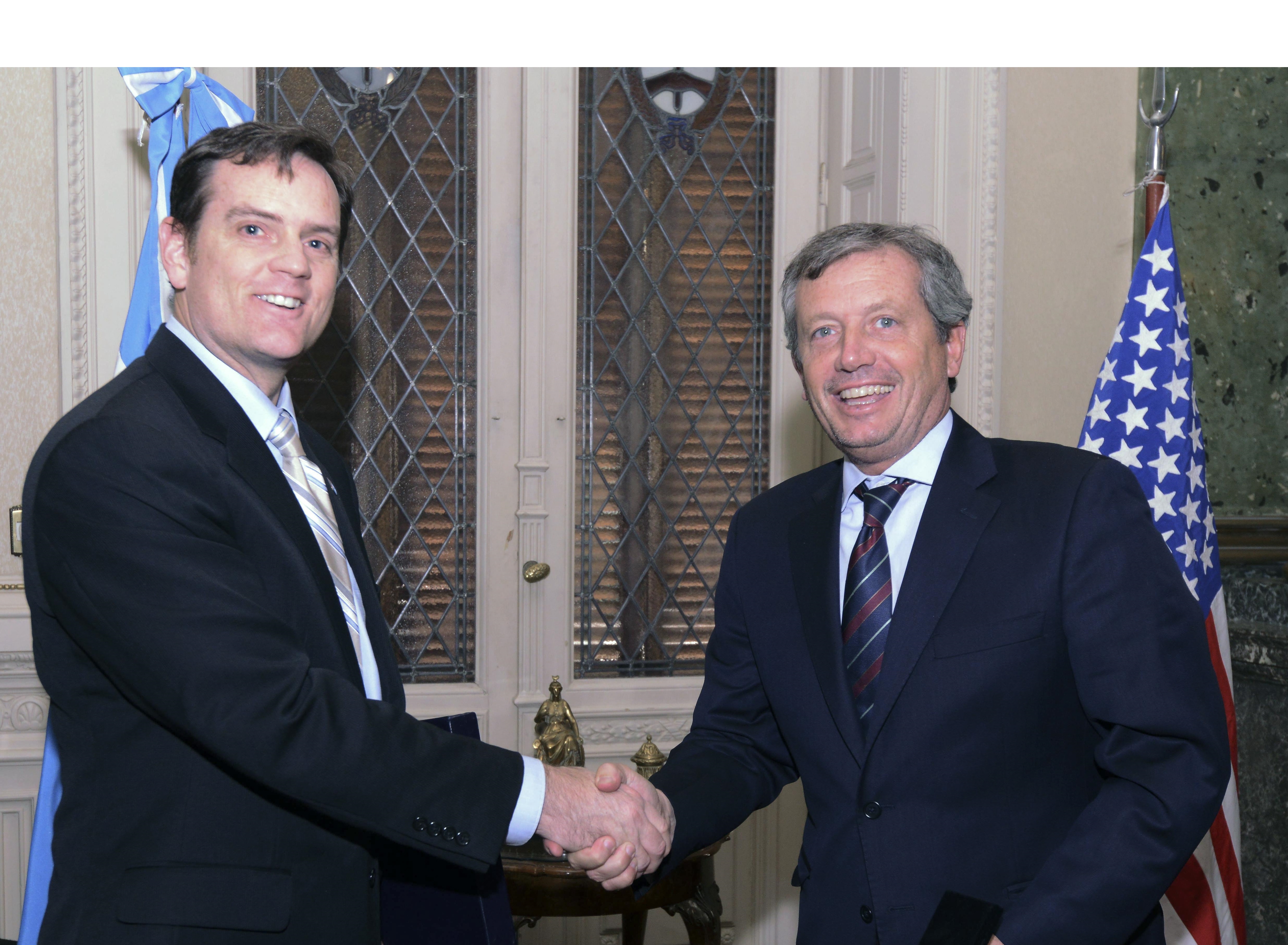 Respaldo de la Embajada de Estados Unidos de América al trabajo legislativo en la República Argentina Respaldo de la Embajada de Estados Unidos de América al trabajo legislativo en la República Argentina