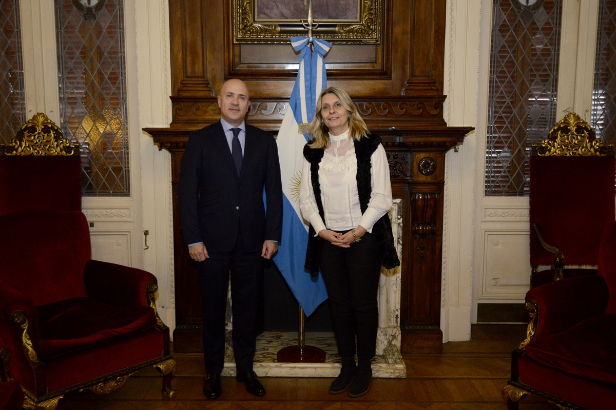 El nuevo Embajador argentino en el Líbano fue recibido en la H. Cámara de Diputados