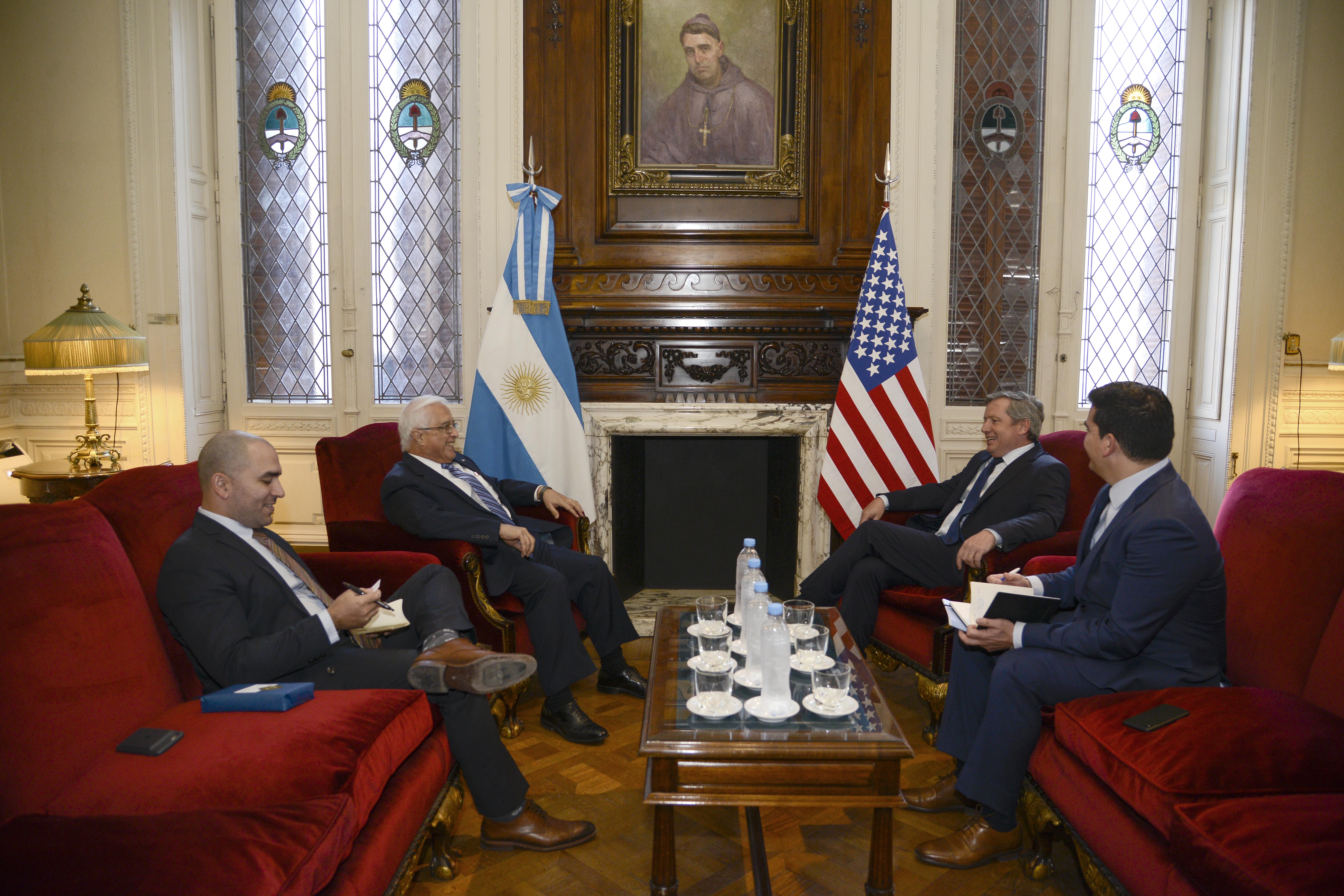 El nuevo Embajador de los Estados Unidos visitó al Presidente de la H. Cámara, Emilio Monzó