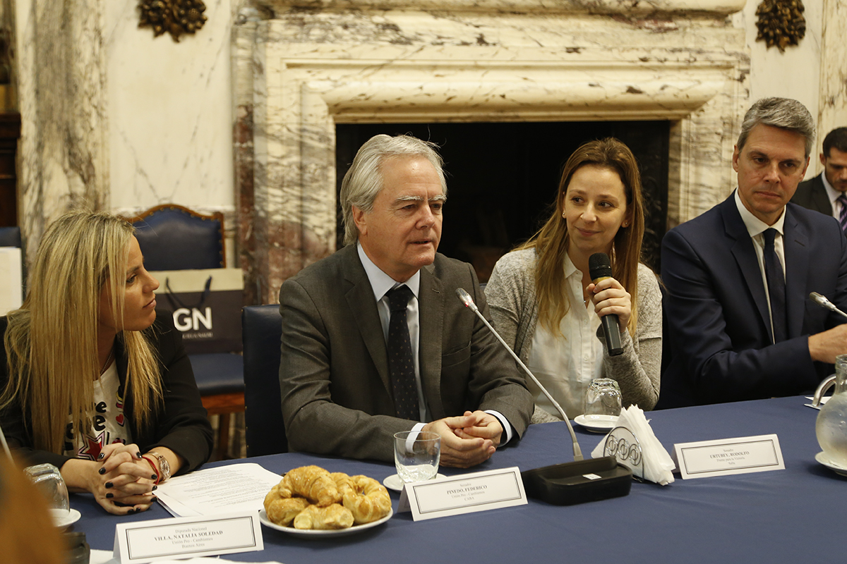 Diputados y Senadores Nacionales recibieron una delegación israelí en el H. Congreso de la Nación Diputados y Senadores Nacionales recibieron una delegación israelí en el H. Congreso de la Nación