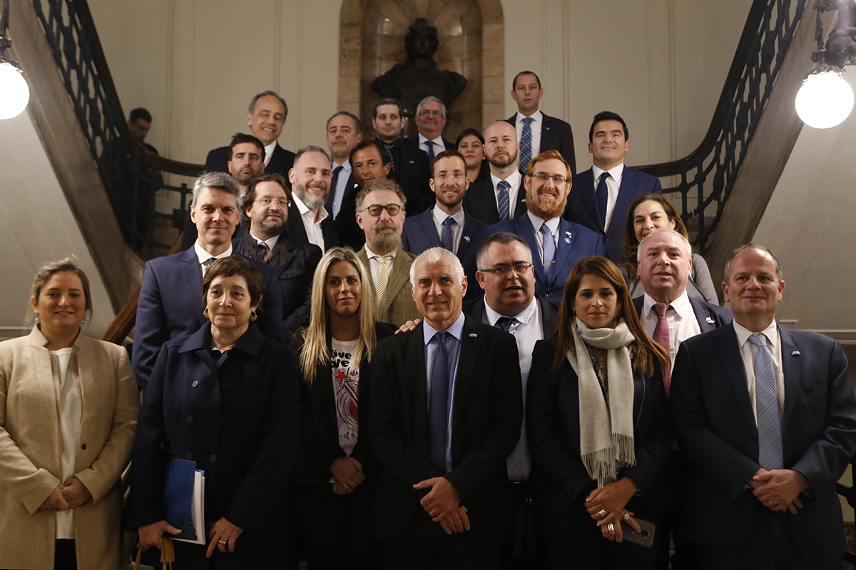 Diputados y Senadores Nacionales recibieron una delegación israelí en el H. Congreso de la Nación Diputados y Senadores Nacionales recibieron una delegación israelí en el H. Congreso de la Nación