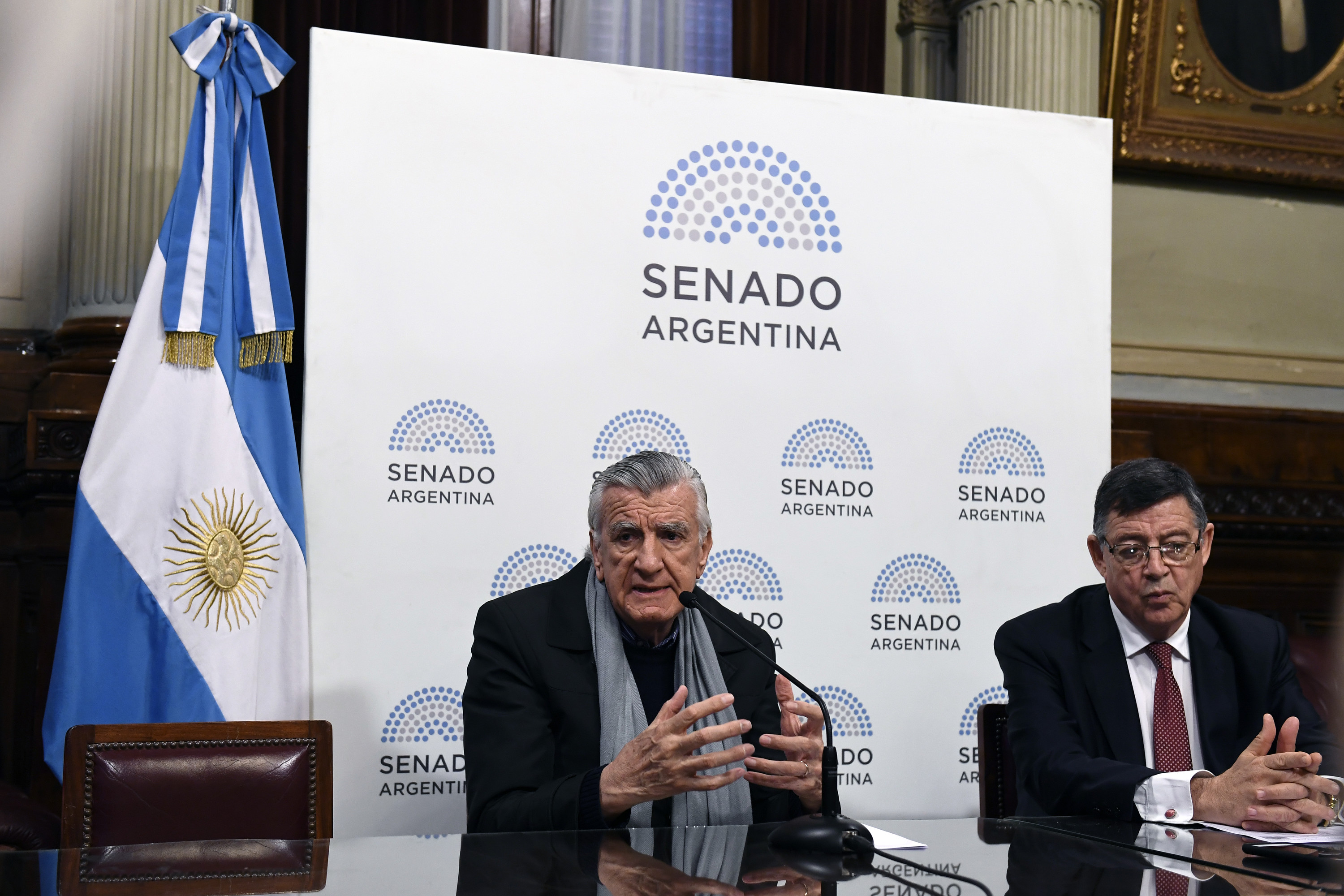 Eligieron autoridades para el componente argentino de la Comisión Bicameral Argentino-Chilena Eligieron autoridades para el componente argentino de la Comisión Bicameral Argentino-Chilena