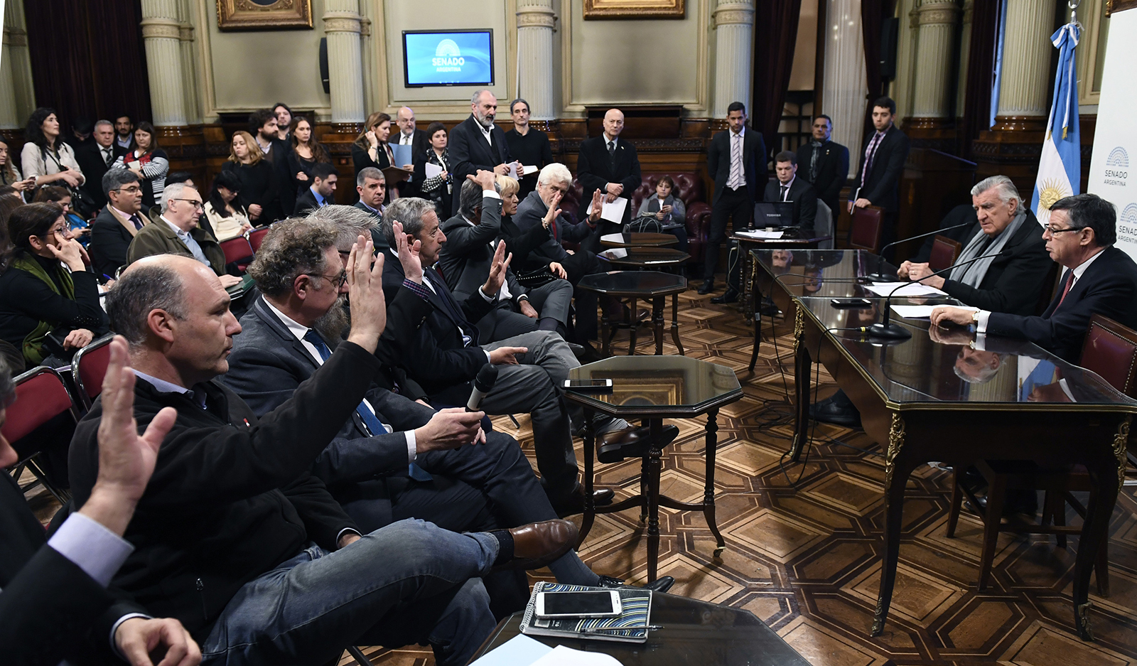 Eligieron autoridades para el componente argentino de la Comisión Bicameral Argentino-Chilena Eligieron autoridades para el componente argentino de la Comisión Bicameral Argentino-Chilena