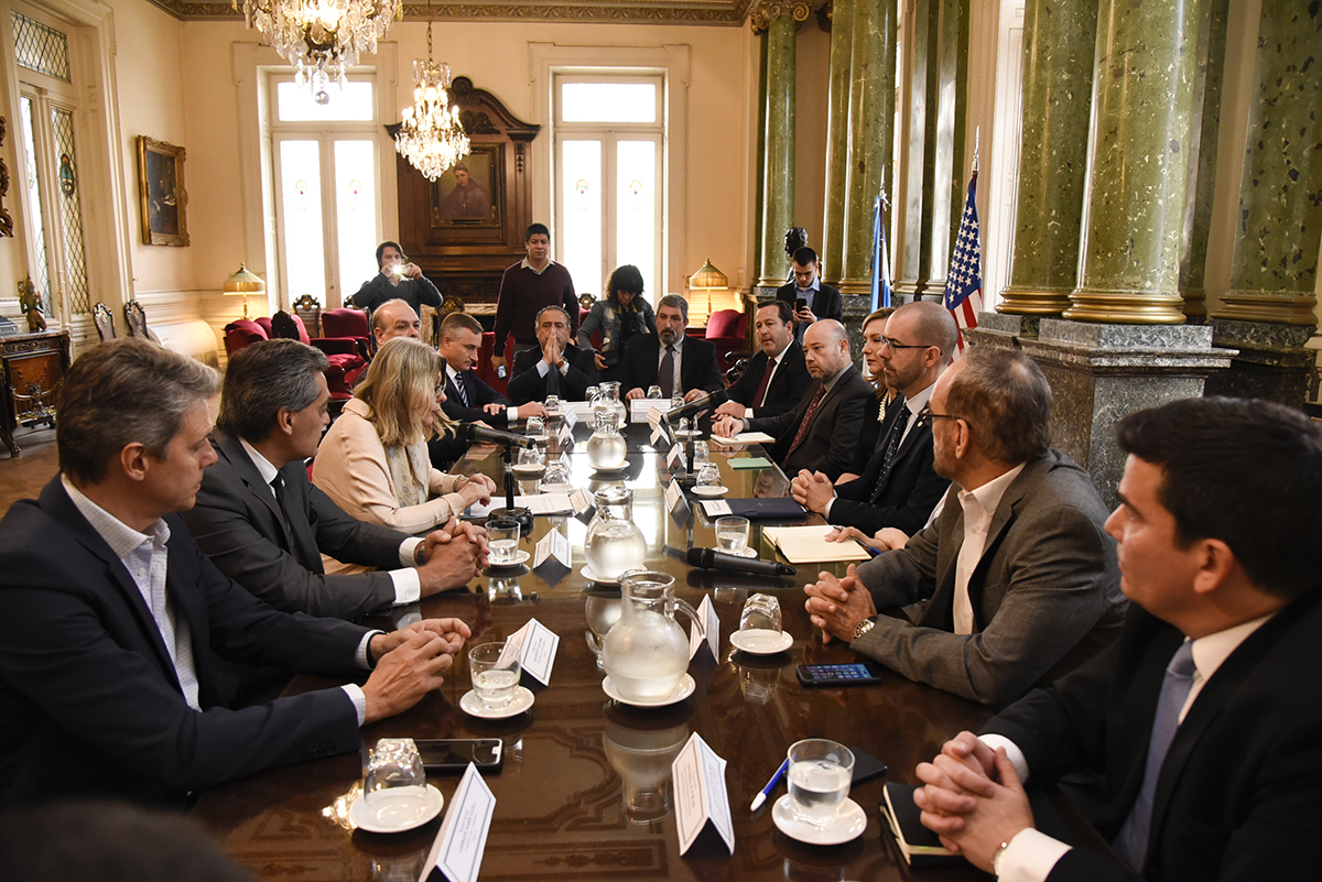 Expertos norteamericanos en libertad religiosa visitaron la H. Cámara de Diputados Expertos norteamericanos en libertad religiosa visitaron la H. Cámara de Diputados