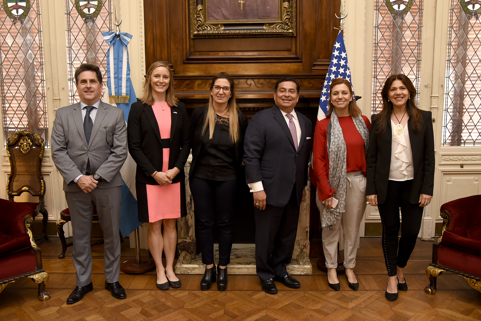 El Grupo Parlamentario de Amistad con los Estados Unidos recibió la visita de un experto en gestión parlamentaria de dicho país