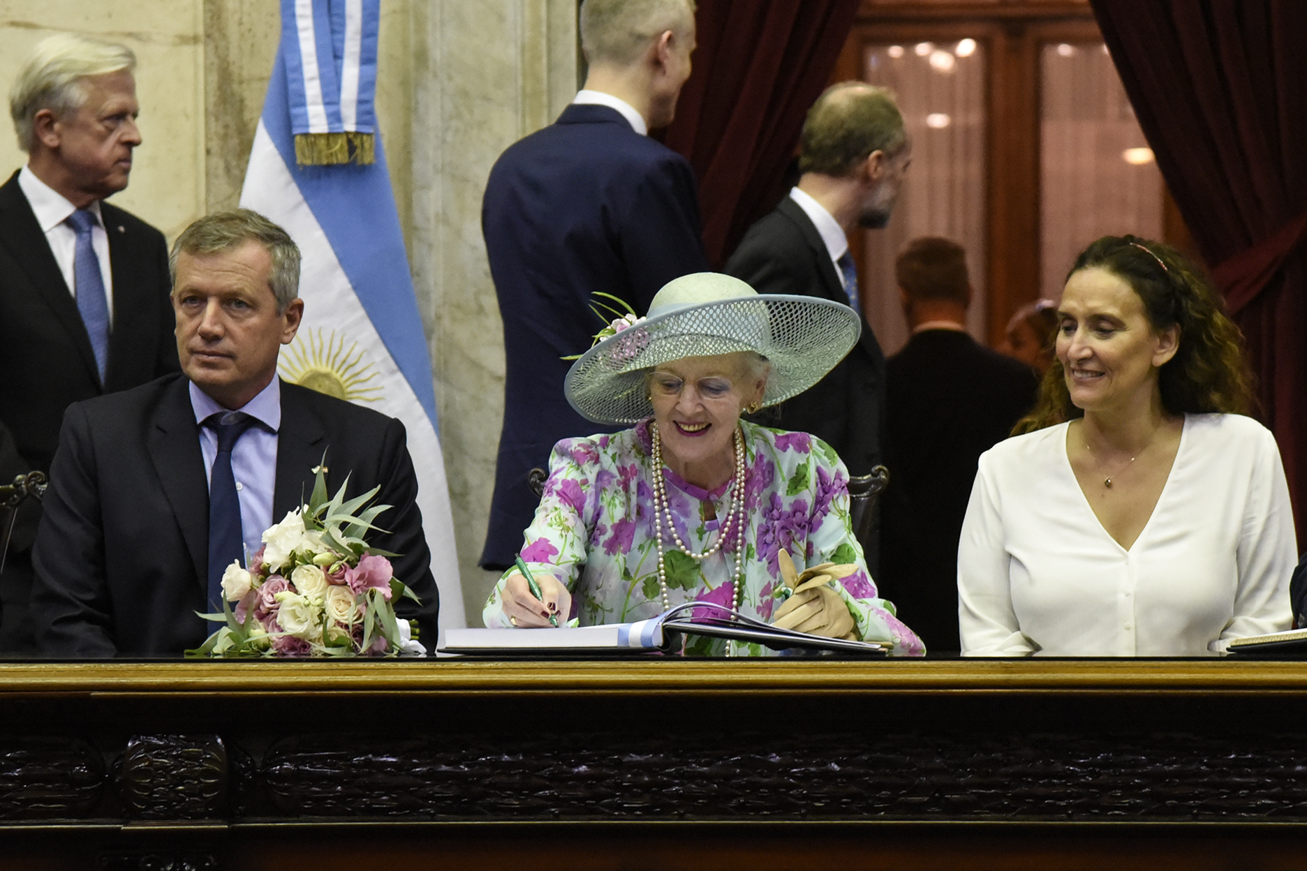 El Congreso recibió con honores a la Reina Margarita II de Dinamarca El Congreso recibió con honores a la Reina Margarita II de Dinamarca