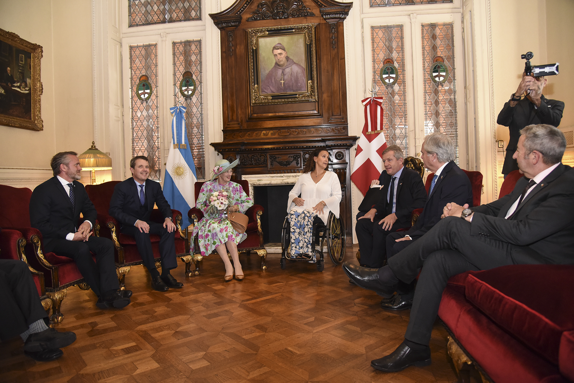 El Congreso recibió con honores a la Reina Margarita II de Dinamarca El Congreso recibió con honores a la Reina Margarita II de Dinamarca