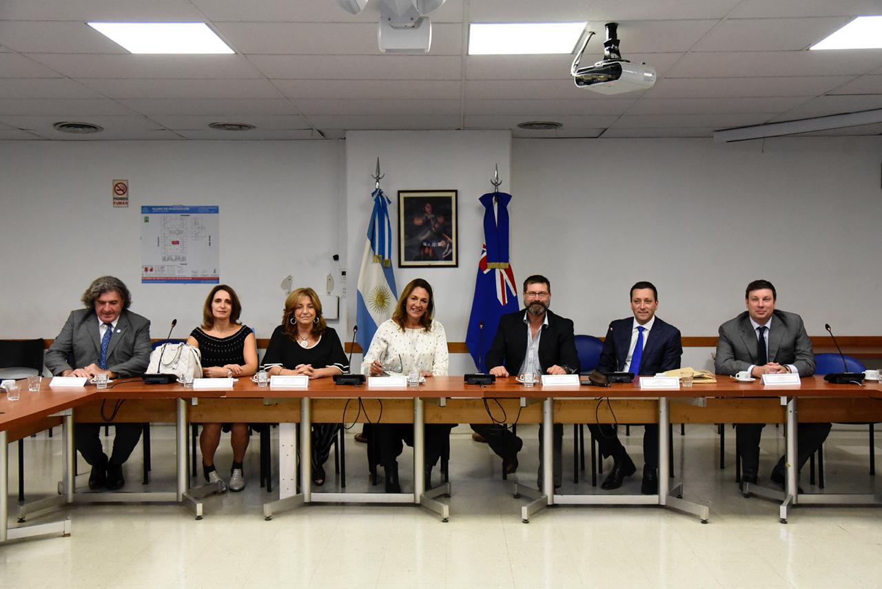 Una delegación de parlamentarios australianos visitaron la Honorable Cámara de Diputados de la Nación Una delegación de parlamentarios australianos visitaron la Honorable Cámara de Diputados de la Nación