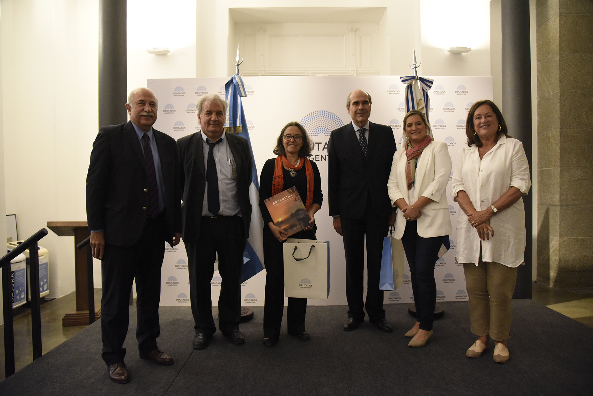 Visita de una delegación uruguaya a la H. Cámara de Diputados de la Nación Visita de una delegación uruguaya a la H. Cámara de Diputados de la Nación