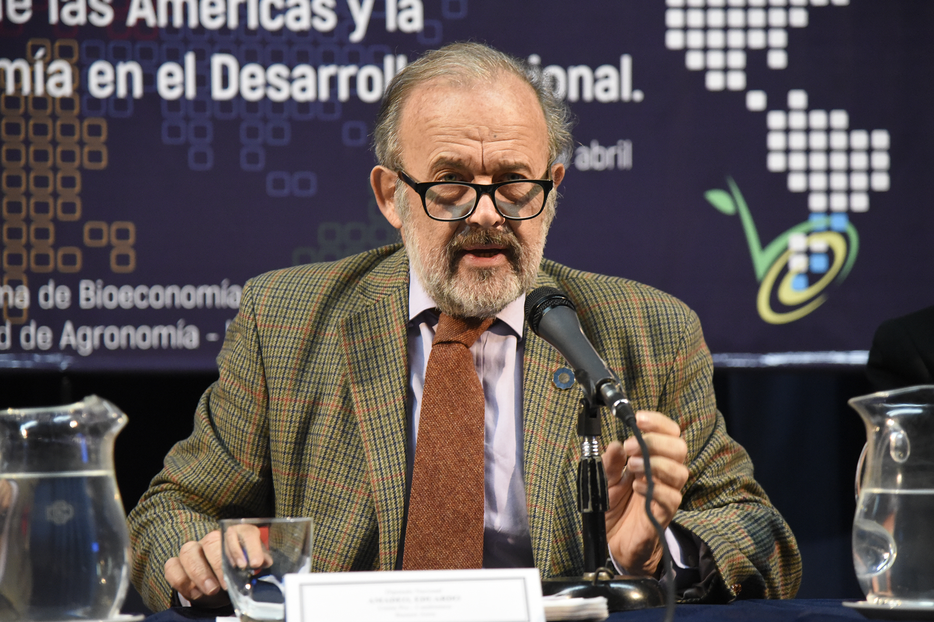 Con Diputados y funcionarios, comenzó el VI Simposio Con Diputados y funcionarios, comenzó el VI Simposio