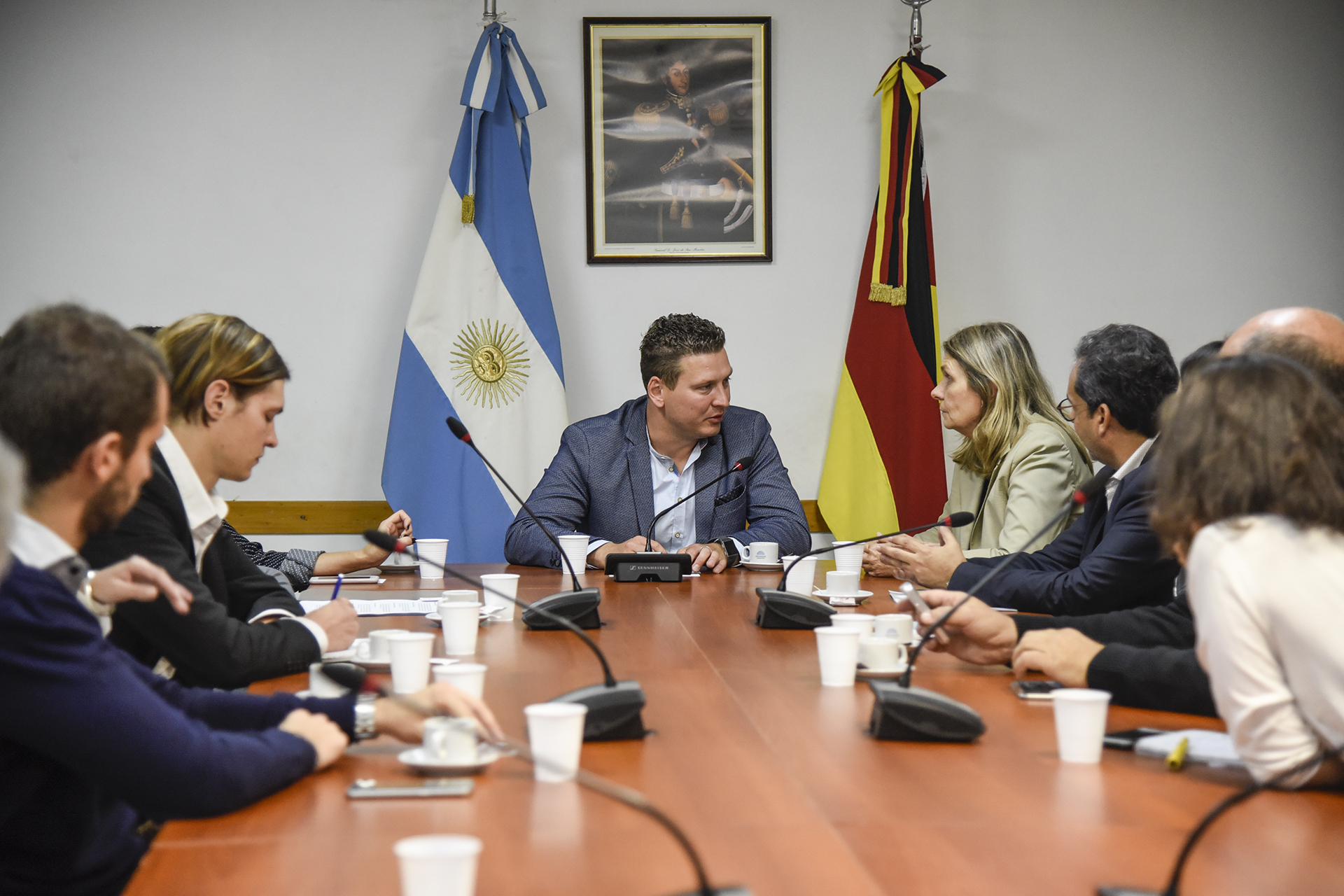 Diputados Nacionales recibieron a un legislador alemán especializado en la revolución digital Diputados Nacionales recibieron a un legislador alemán especializado en la revolución digital