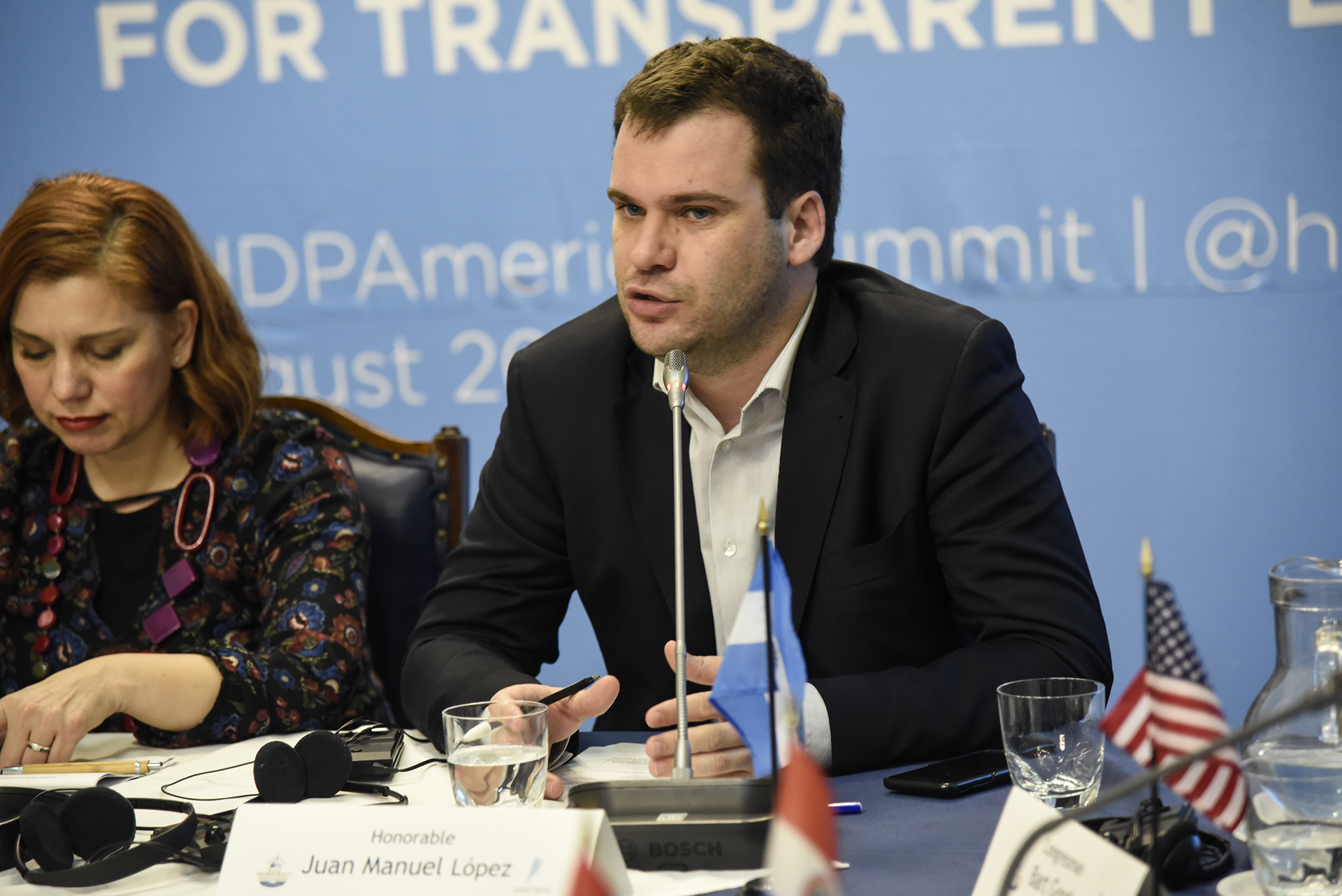 Legisladores americanos debaten sobre ética, lucha anticorrupción y transparencia en la H. Cámara de Diputados Legisladores americanos debaten sobre ética, lucha anticorrupción y transparencia en la H. Cámara de Diputados