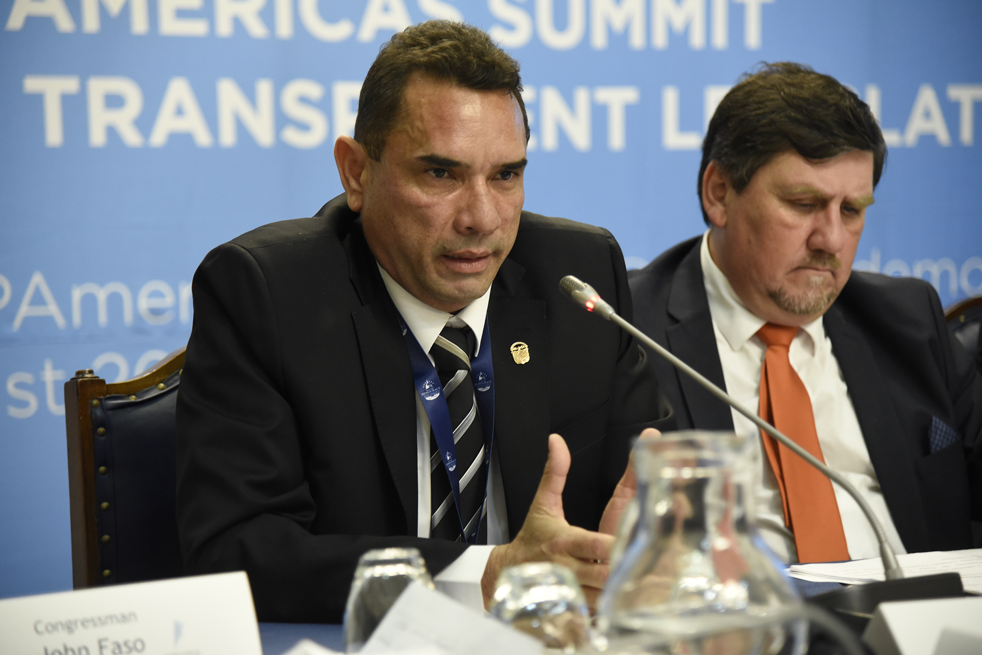 Legisladores americanos debaten sobre ética, lucha anticorrupción y transparencia en la H. Cámara de Diputados Legisladores americanos debaten sobre ética, lucha anticorrupción y transparencia en la H. Cámara de Diputados