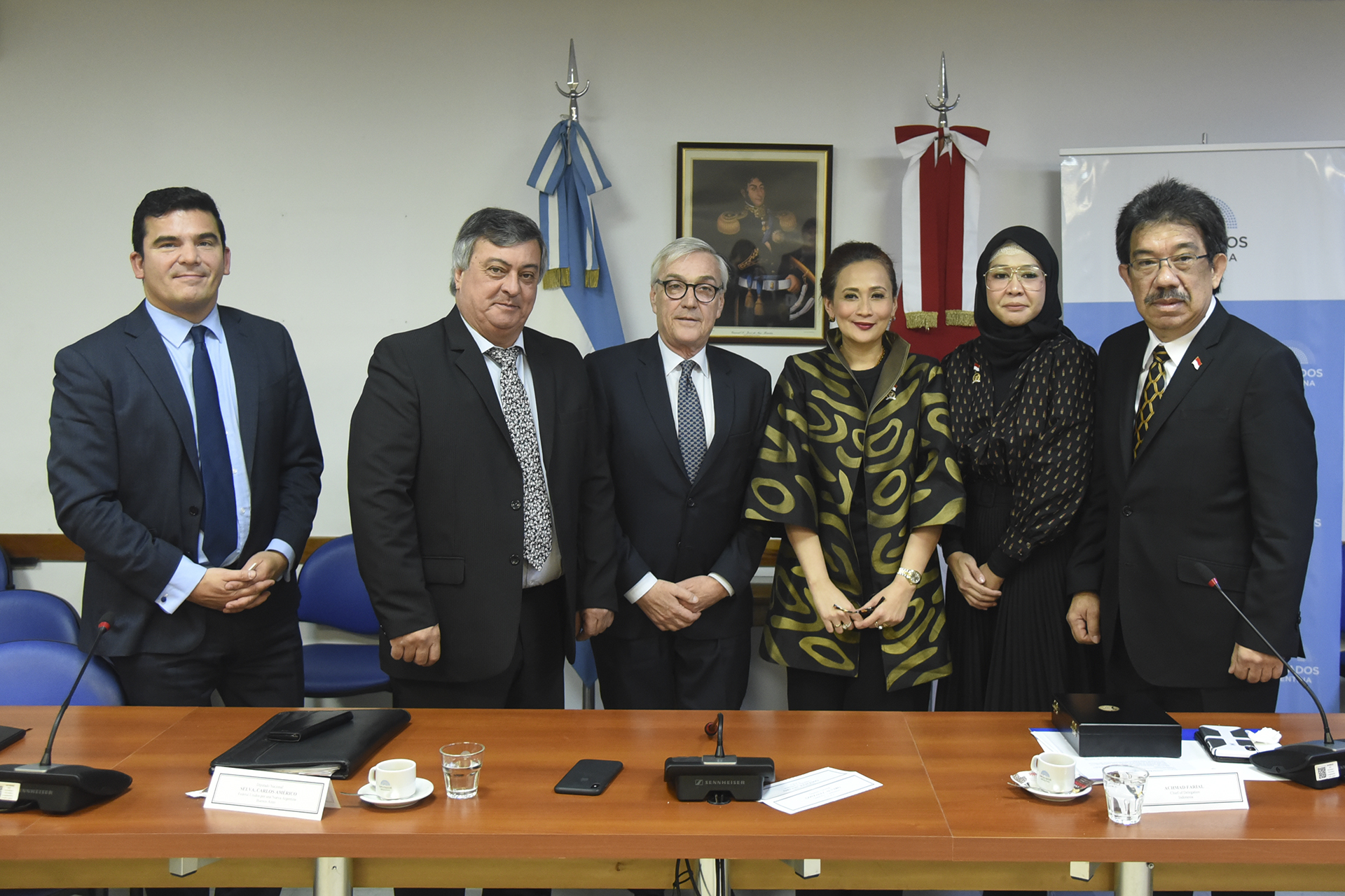 Diputados Nacionales recibieron a una delegación parlamentaria de Indonesia Diputados Nacionales recibieron a una delegación parlamentaria de Indonesia