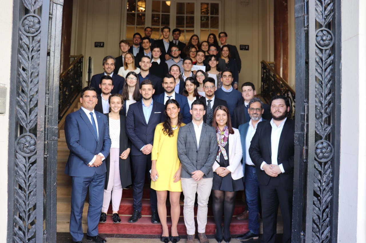 Diputados organizó un debate político entre estudiantes universitarios Diputados organizó un debate político entre estudiantes universitarios