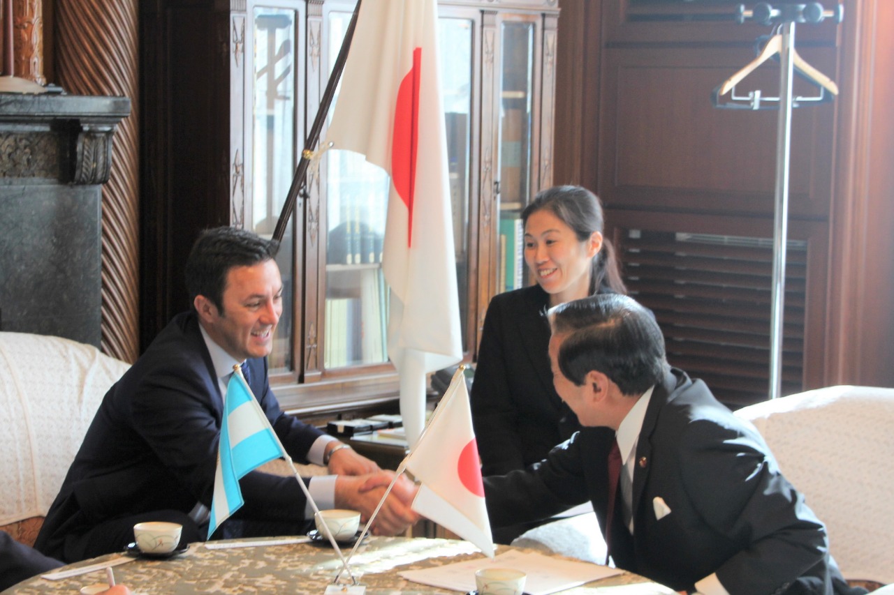Cumbre en Tokio: Japón y Argentina refuerzan sus relaciones parlamentarias Cumbre en Tokio: Japón y Argentina refuerzan sus relaciones parlamentarias